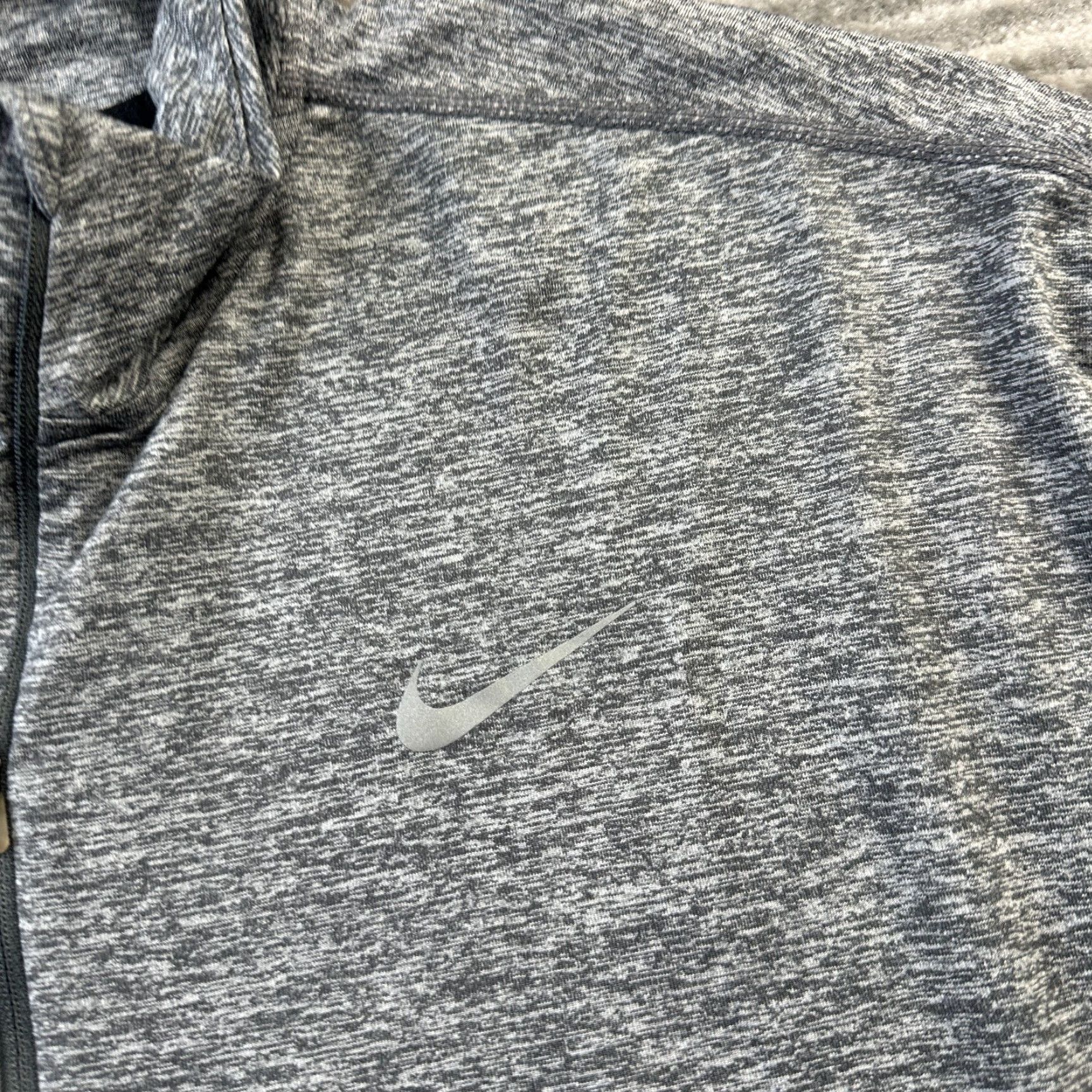 Nike Nike Sweater Mens Large Gray 1/2 Zip Dri Fit Reflective Pullover Size US L / EU 52-54 / 3 - 4 Thumbnail
