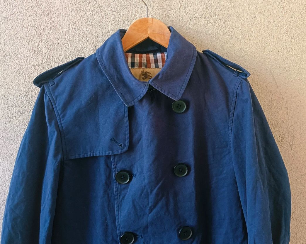 Burberry × Vintage Women's Burberry Brit trench coat size M Made in England Size M / US 6-8 / IT 42-44 - 7 Thumbnail