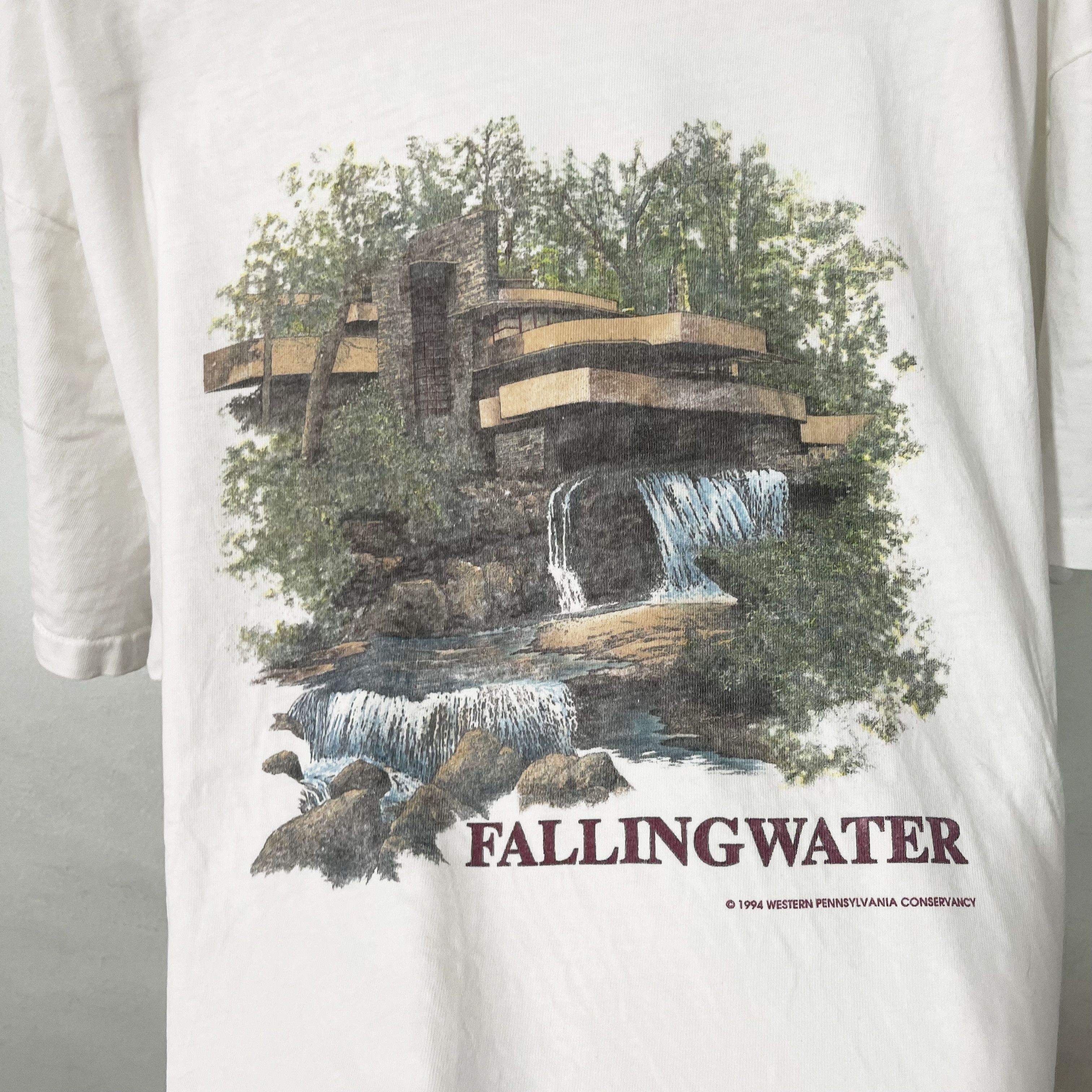 Vintage Vintage 1994 Frank Lloyd Wright Fallingwater Shirt Size US L / EU 52-54 / 3 - 2 Thumbnail