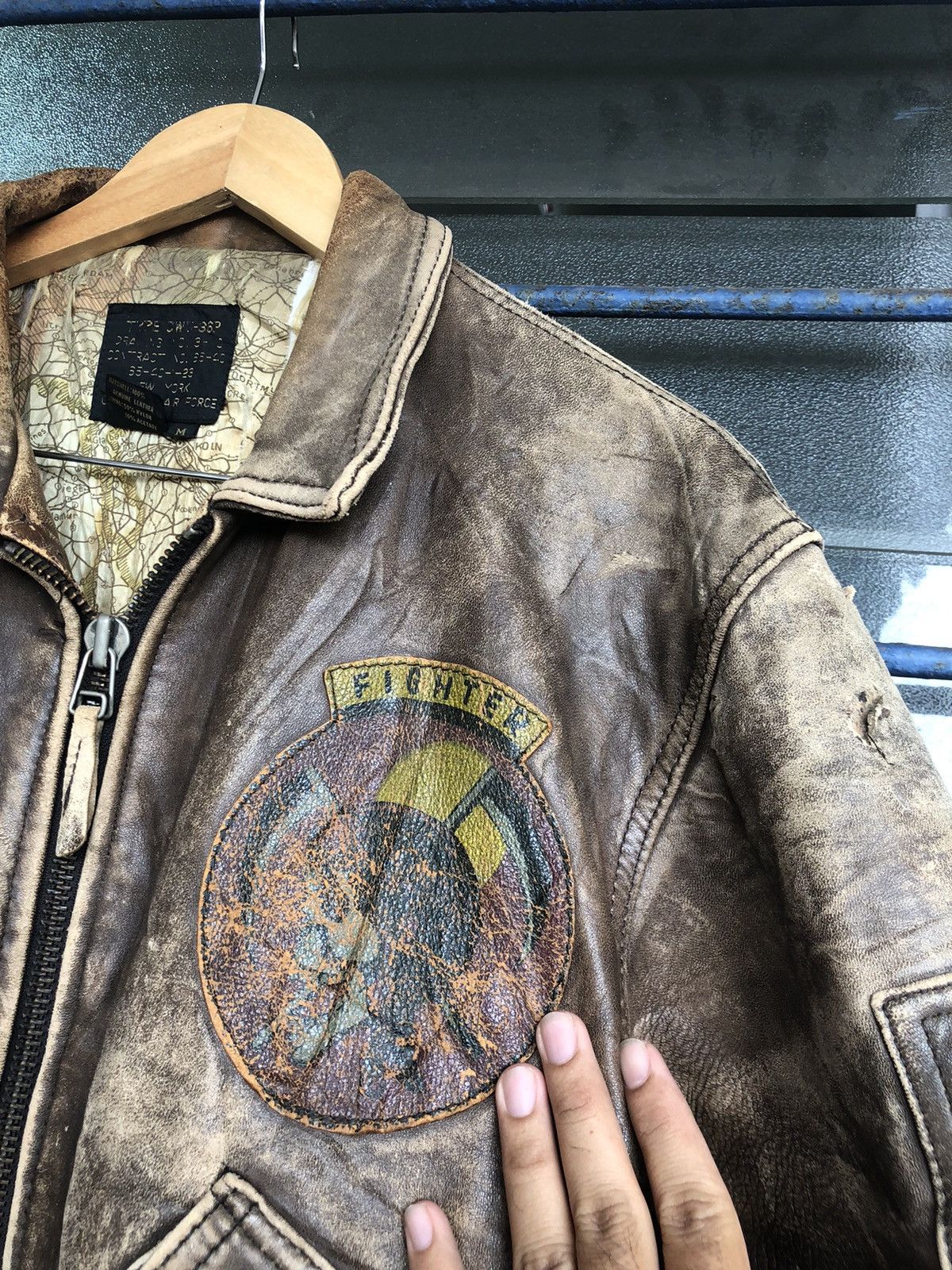 Vintage Vintage Us Air Force Distressed Flying Leather Jacket Size US M / EU 48-50 / 2 - 5 Thumbnail