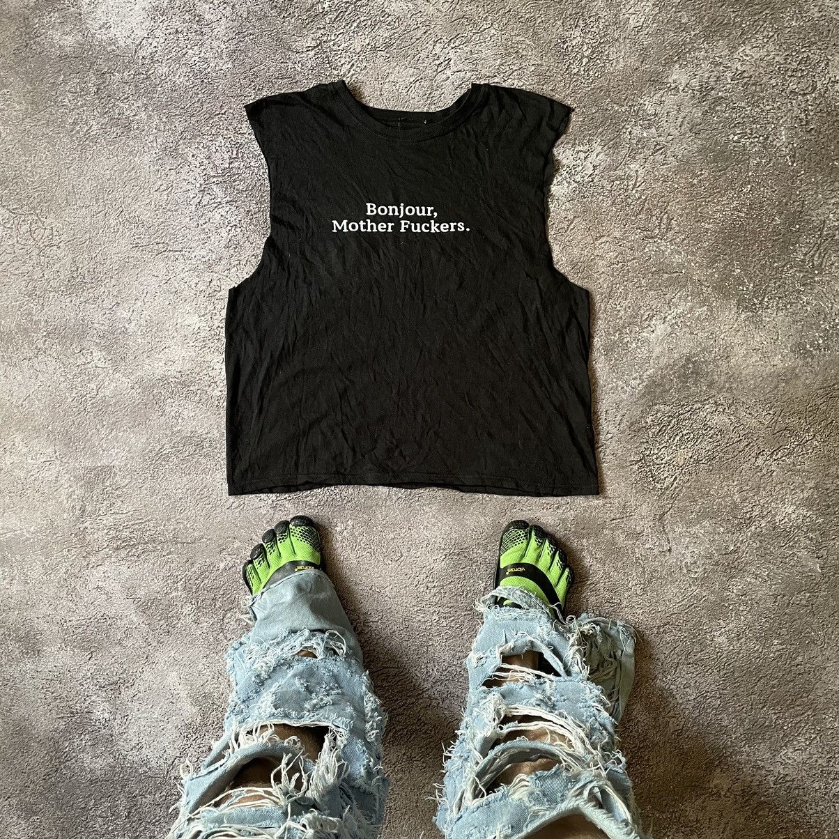 Vintage Vintage Y2K Bonjour Graphic Tee Relaxed Fit Streetwear S Size US S / EU 44-46 / 1 - 1 Thumbnail