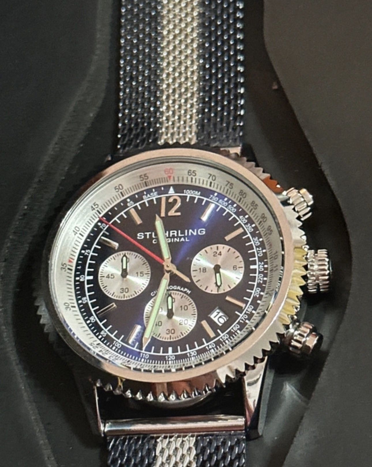Sturhling Men watch quartz Size 42 - 2 Thumbnail
