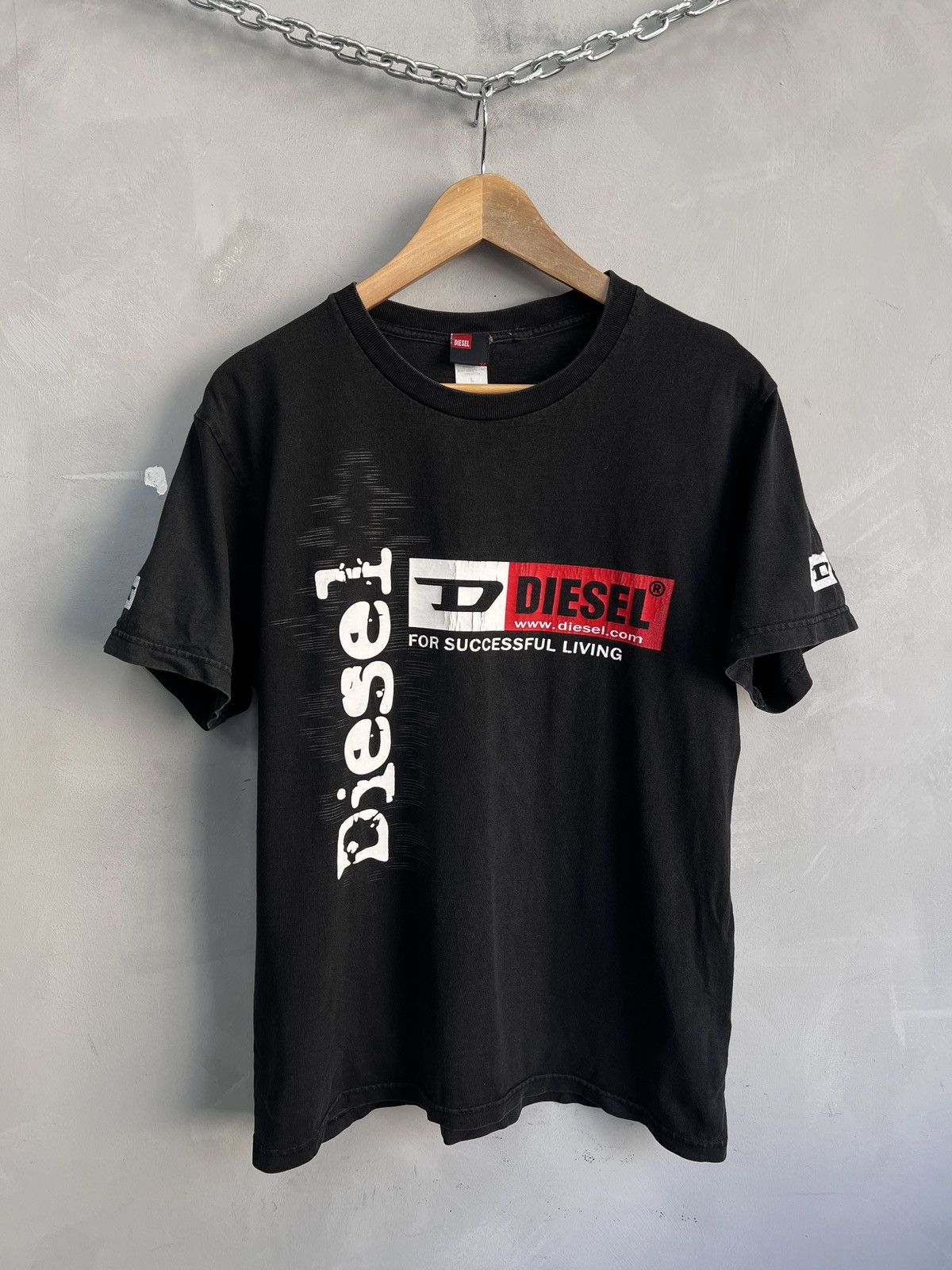 Diesel Diesel Black Logo T-Shirt Vintage Streetwear Size US L / EU 52-54 / 3 - 1 Thumbnail