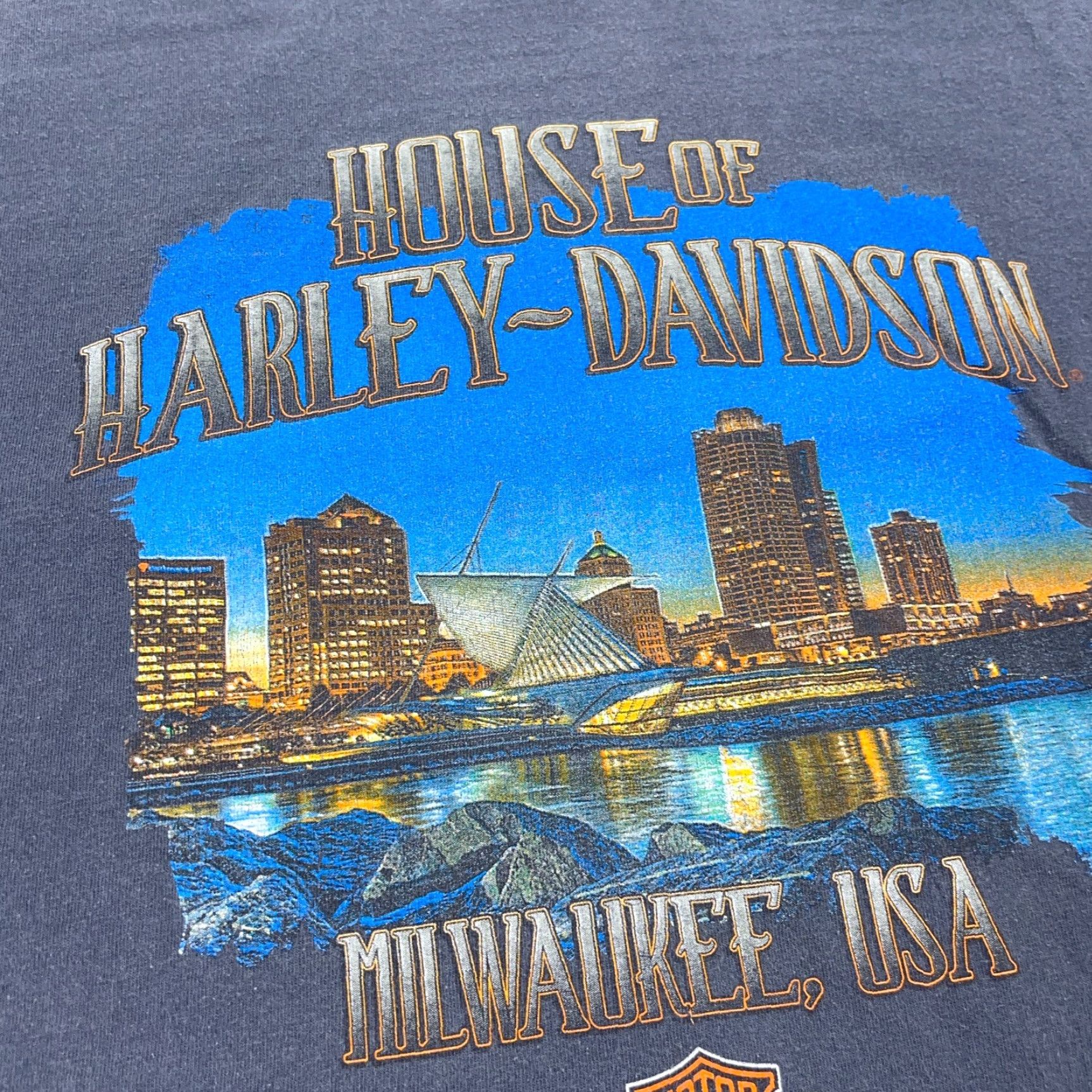 Harley Davidson VINTAGE Harley-Davidson Shirt Men XL Gray 80s Biker Logo Tee - Milwaukee - Adult XL Mens Size US XL / EU 56 / 4 - 5 Thumbnail