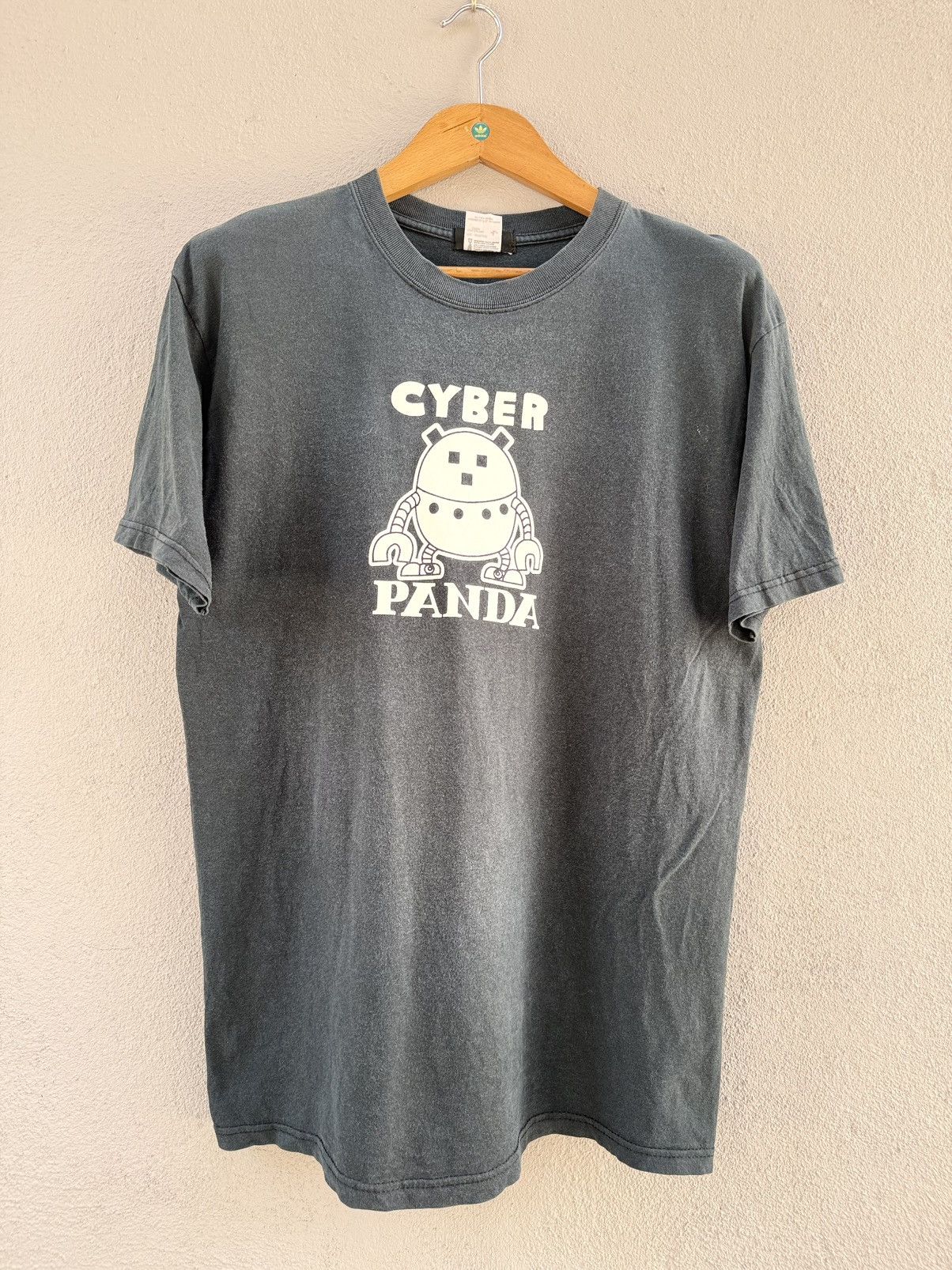 Anime Thrashed Vintage One Piece Cyber Panda Anvil Tee Sun Faded Size US L / EU 52-54 / 3 - 1 Thumbnail