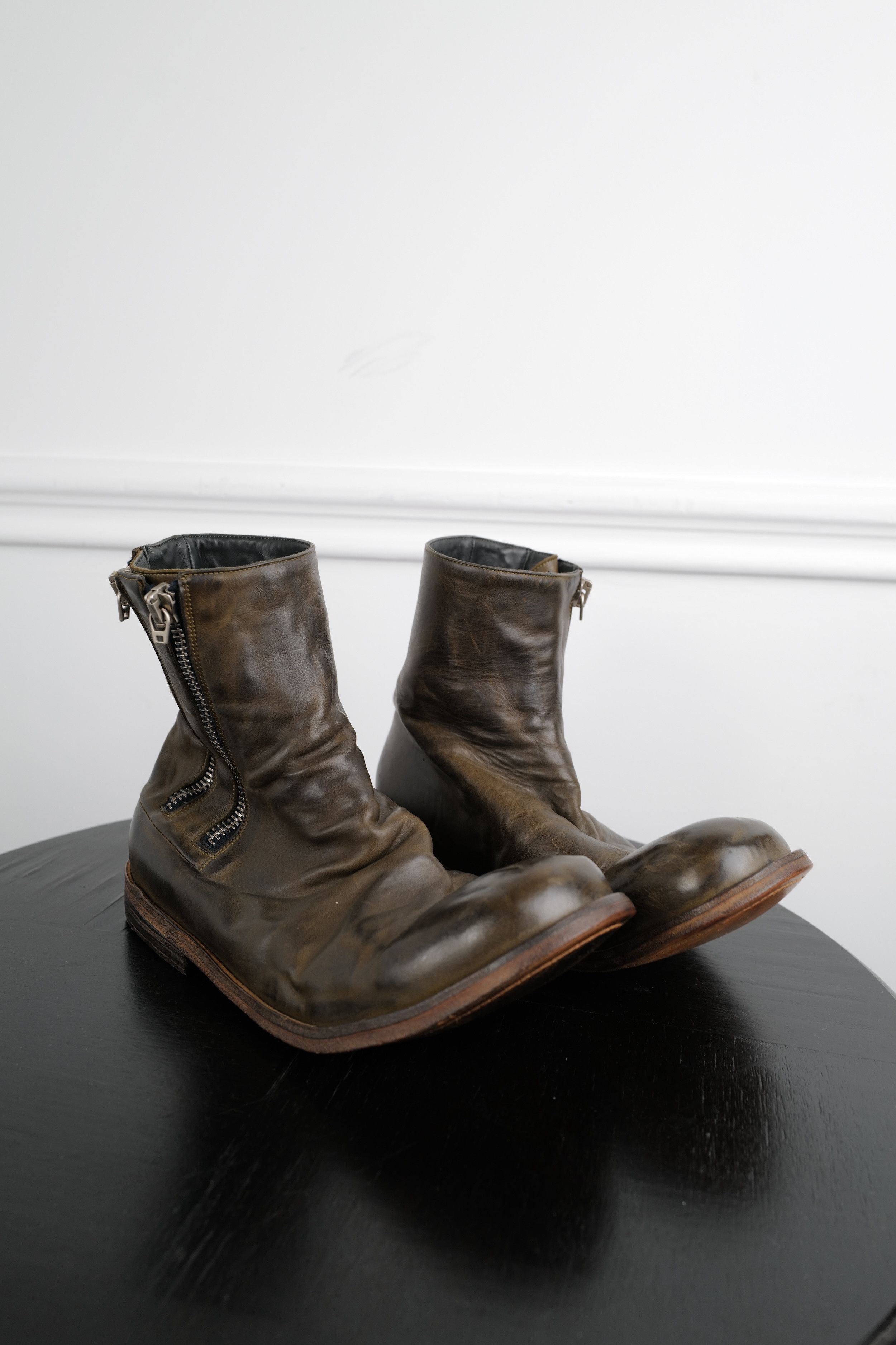 Individual Sentiments HANDCRAFTED BOVINE LEATHER BOOTS Size US 9 / EU 42 - 9 Thumbnail