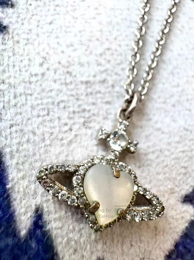 Vivienne Westwood Vivienne Westwood White Mother-of-Pearl Heart Necklace Size ONE SIZE - 3 Thumbnail