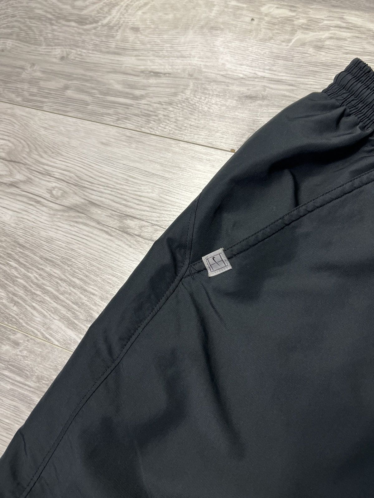 Nike × Vintage Vintage Nike Tennis Court Shorts Embroidered Swoosh Logo Size US 36 / EU 52 - 5 Thumbnail
