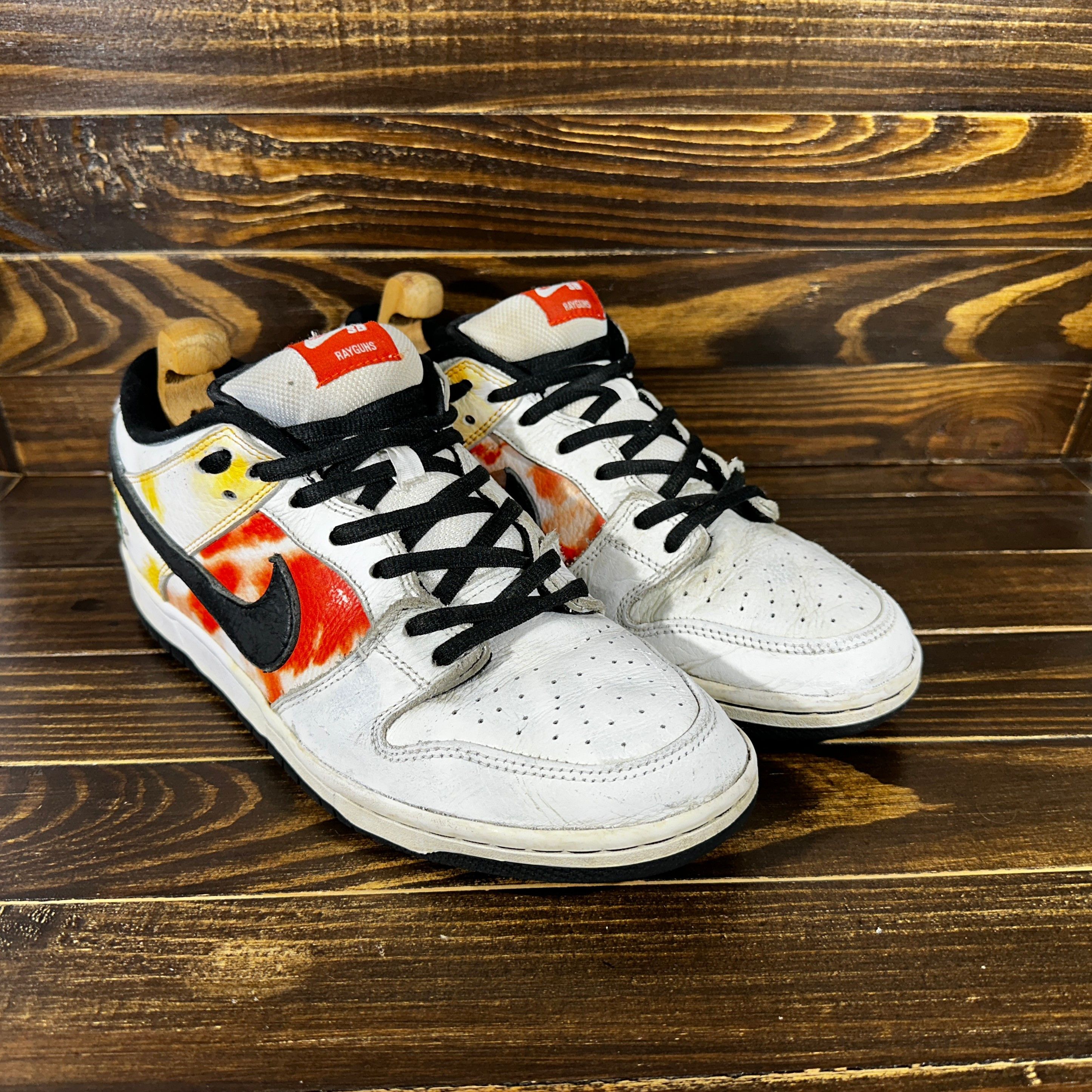 Leather × Nike Nike SB Dunk Low Tie-Dye Raygun - White Men's Sneakers Size US 10 / EU 43 - 2 Thumbnail