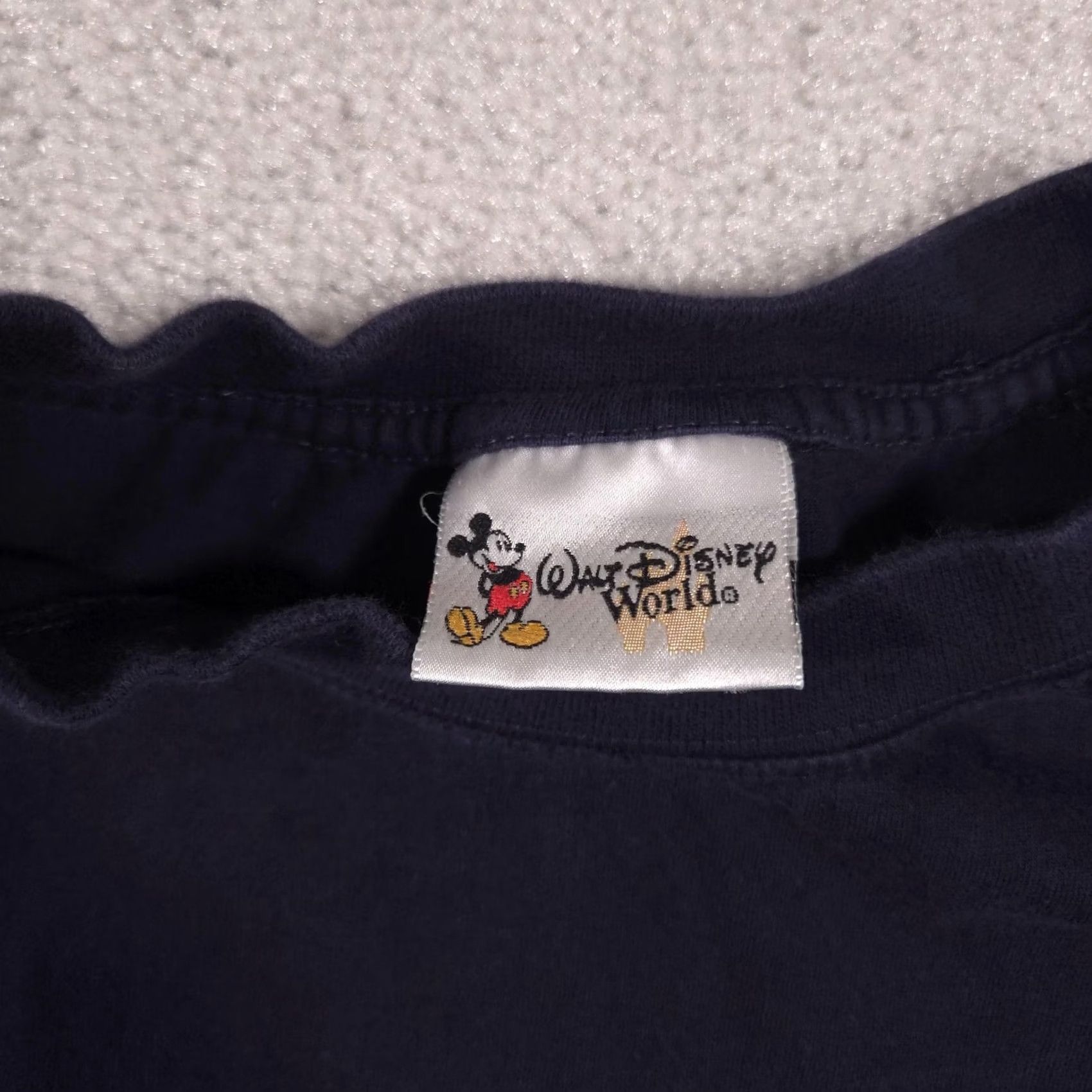 Disney Disney Shirt Mens Medium Navy Pocket Mickey Embroidered Tee Size US M / EU 48-50 / 2 - 5 Thumbnail