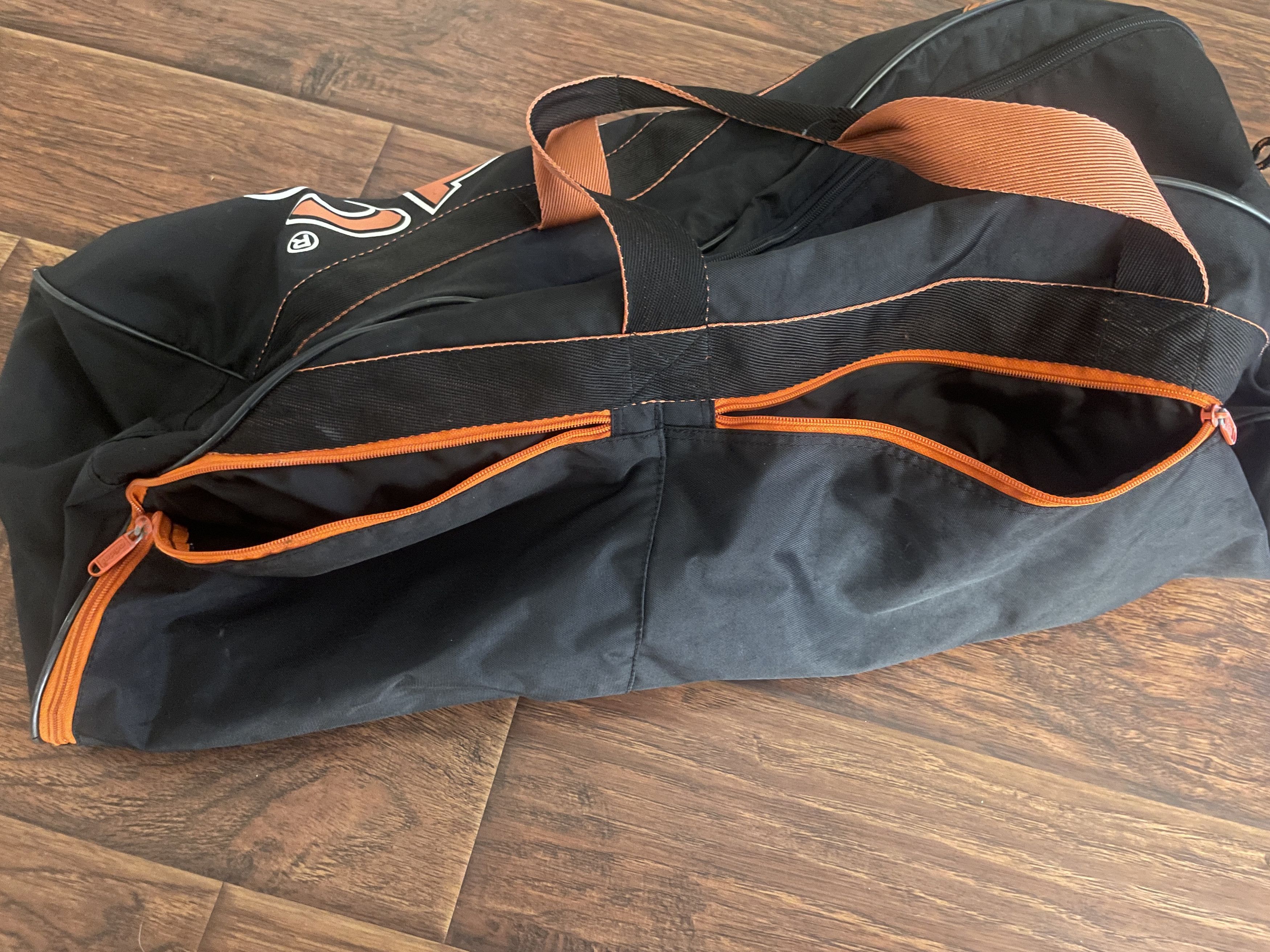 Adidas Vintage Adidas Gym Bag Size ONE SIZE - 4 Thumbnail