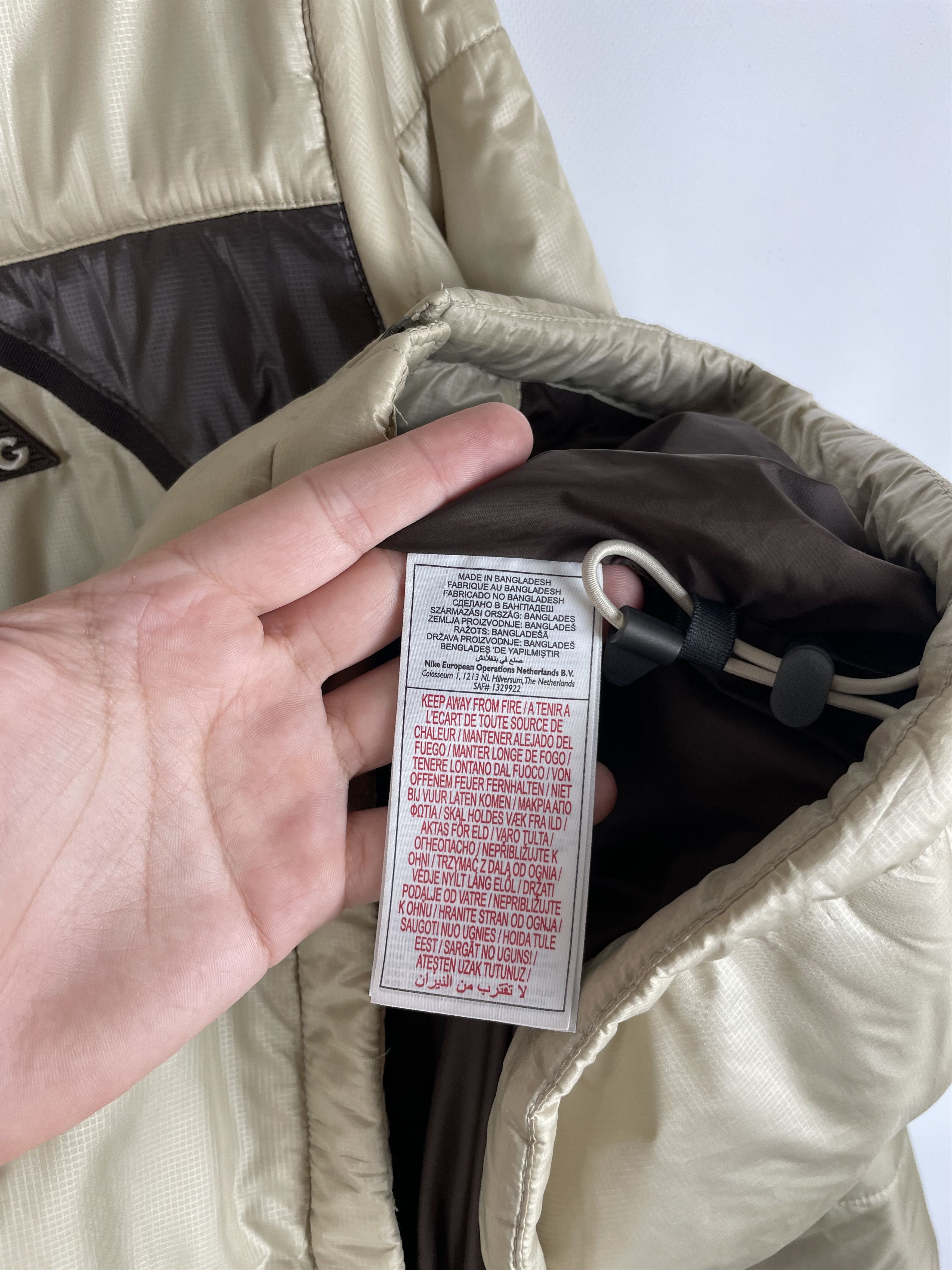 Nike Vintage Nike ACG Light Jacket Size US XL / EU 56 / 4 - 9 Thumbnail