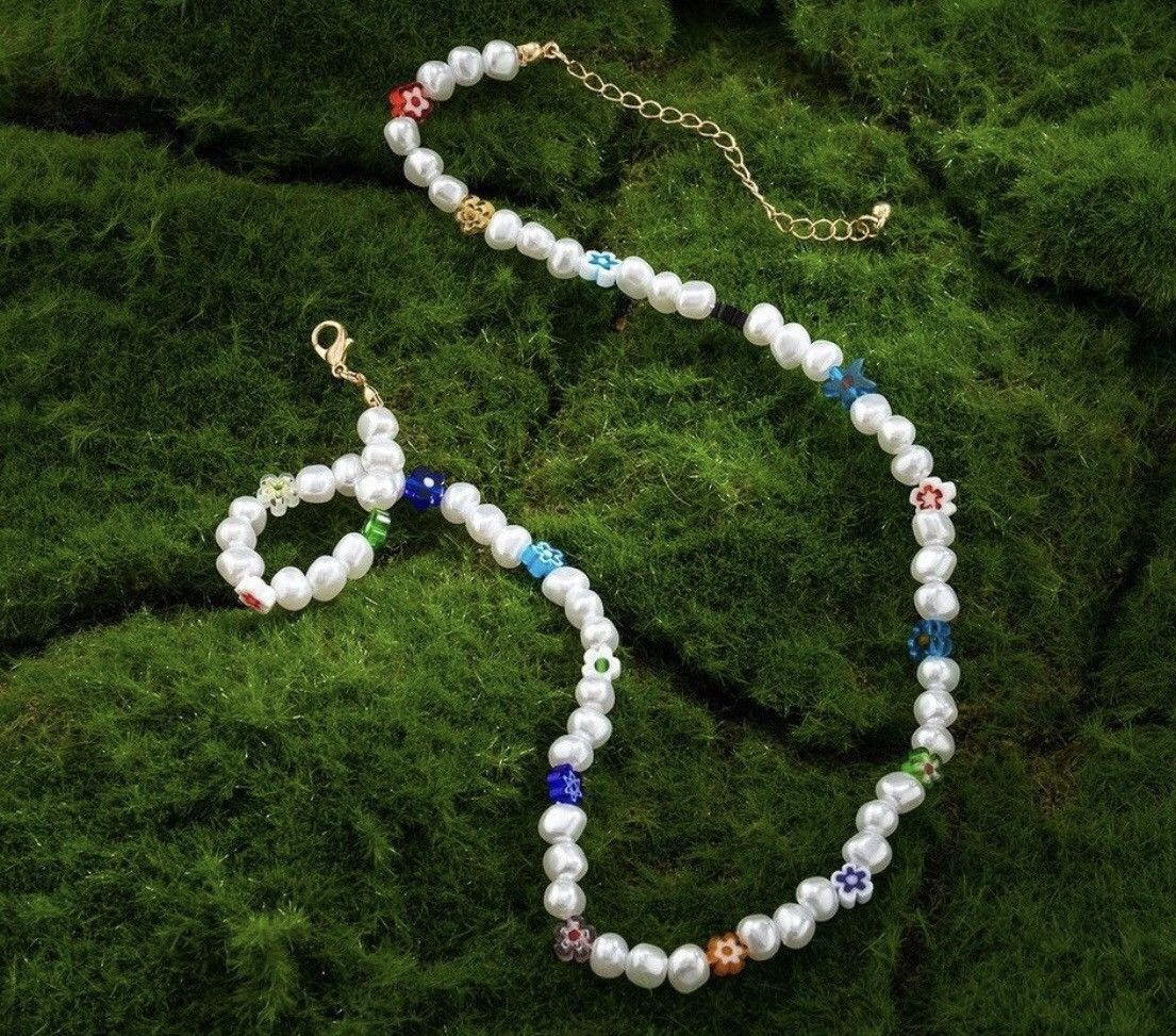 Jewelry Kpop Fashion Irregular Simulated Pearls Flower Necklace Size ONE SIZE - 6 Thumbnail