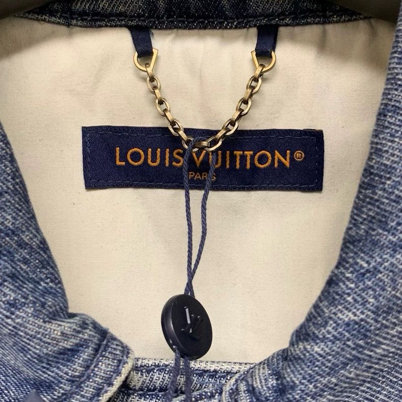 Louis Vuitton Louis Vuitton Light washed denim jacket Size US L / EU 52-54 / 3 - 2 Thumbnail