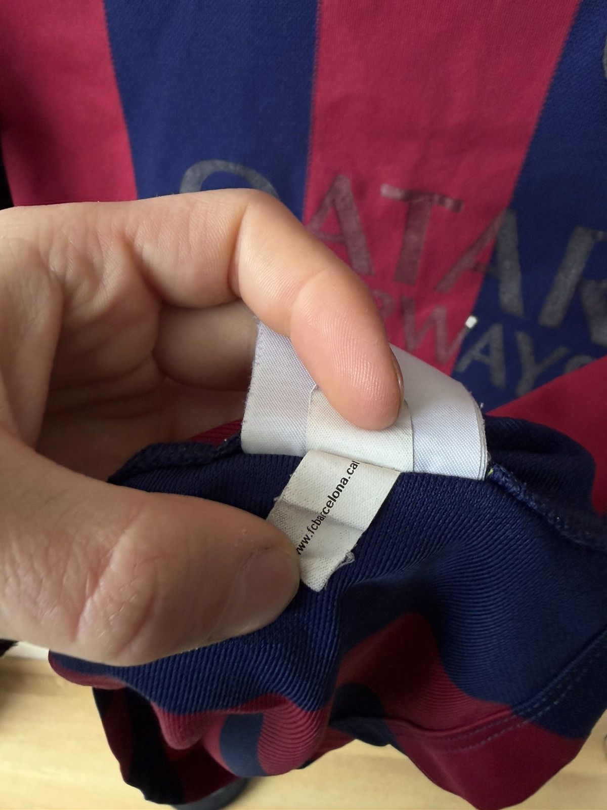 Nike Nike Barcelona 2014/2015 Home Football Shirt Soccer Jersey Size US S / EU 44-46 / 1 - 6 Thumbnail