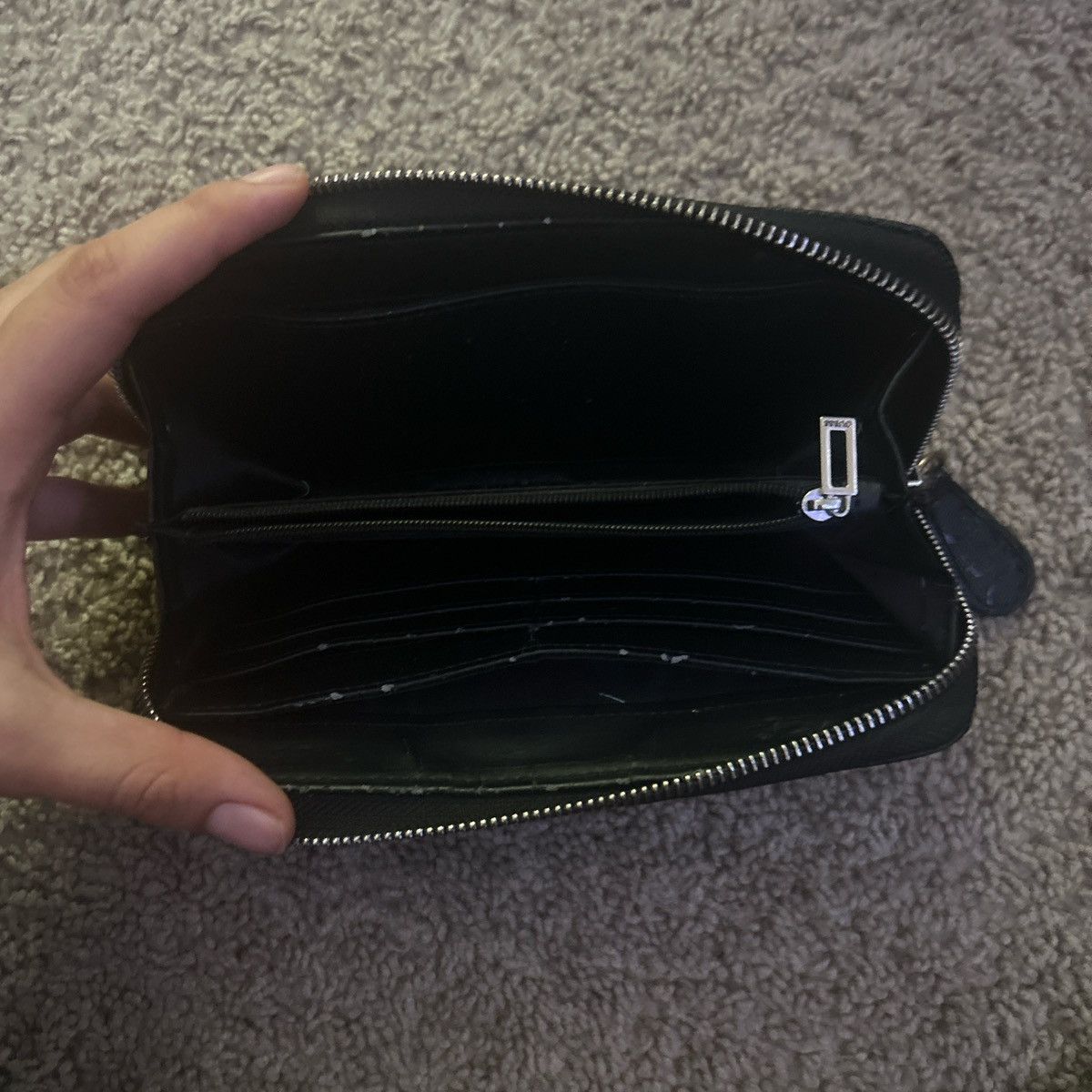 Guess Black and silver Guess wallet bag Size ONE SIZE - 3 Thumbnail