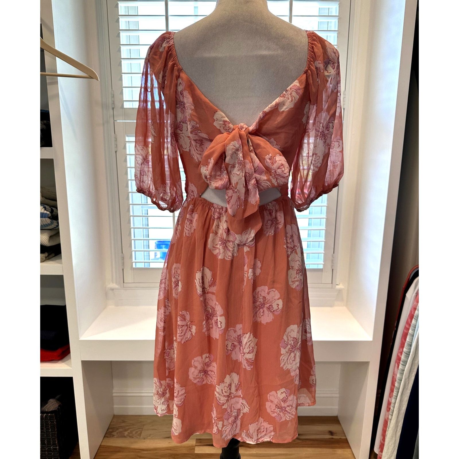 Other Collective Concepts Pink Floral Open Back Mini Dress M NWOT Size M / US 6-8 / IT 42-44 - 4 Thumbnail