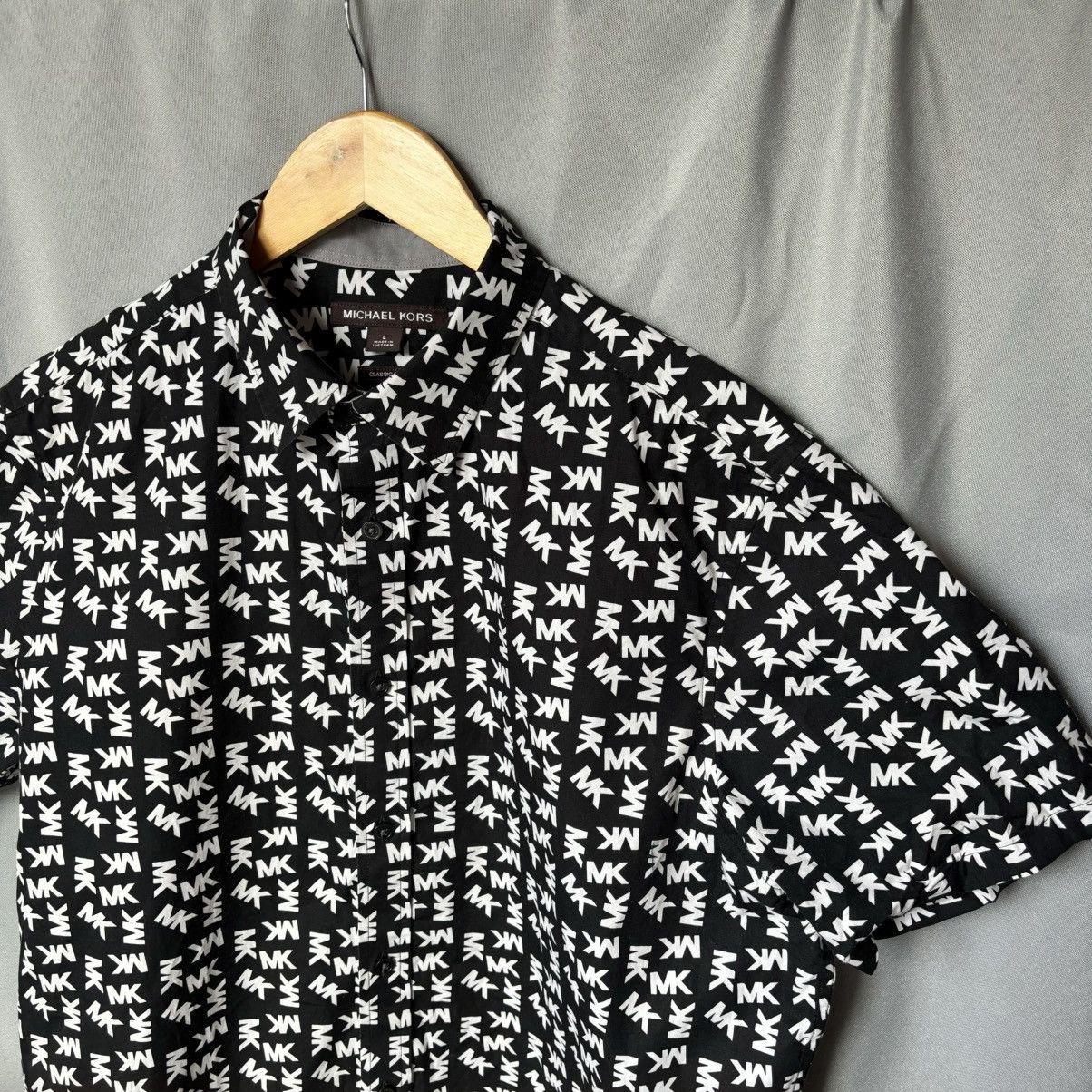 Michael Kors Michael Kors shirt button up large black luxury Size US L / EU 52-54 / 3 - 2 Thumbnail