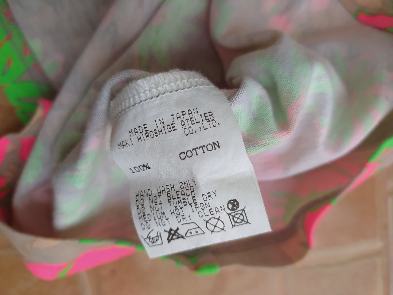 gomme GOMME NEON PINK GREEN FLOWERS T-SHIRT Size S / US 4 / IT 40 - 5 Thumbnail