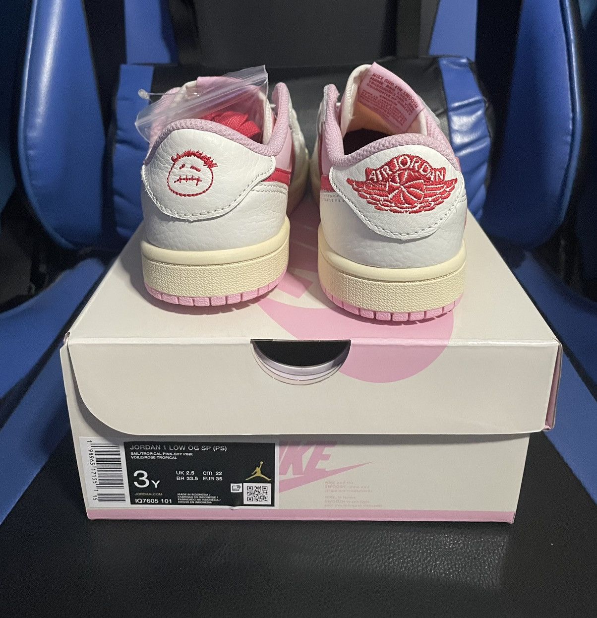 Jordan Brand × Travis Scott Jordan 1 Low Travis Scott Sail Tropical Pink (PS) Size 3Y Size US 5 / EU 37 - 7 Thumbnail