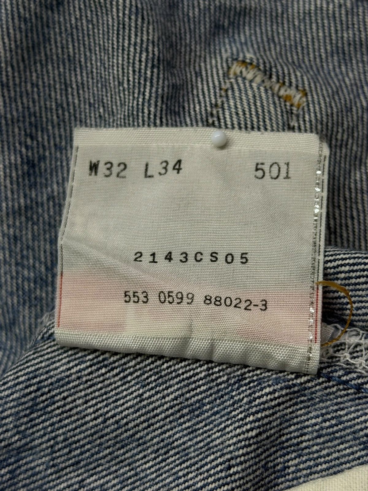 Levi's Vintage 90s Levi’s 501 Made in USA Distressed Denim Jeans 31 Size US 31 - 14 Thumbnail