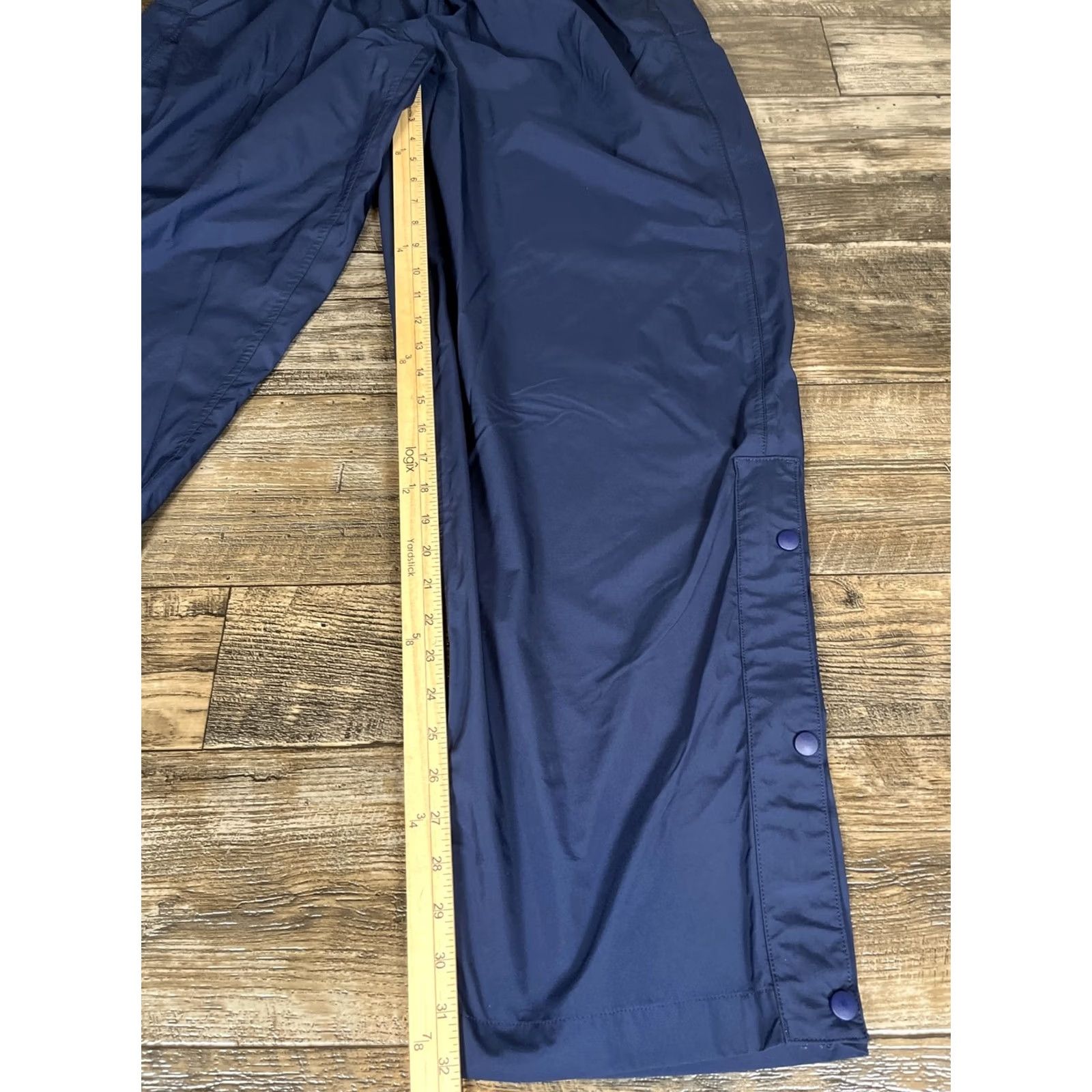 Nike VINTAGE Nike Windbreaker Pants Mens L Navy Blue Nylon Baggy Wide Ankle Snap Y2K 90s Sports Cargo Lightweight NFTs? Size US 33 - 2 Thumbnail