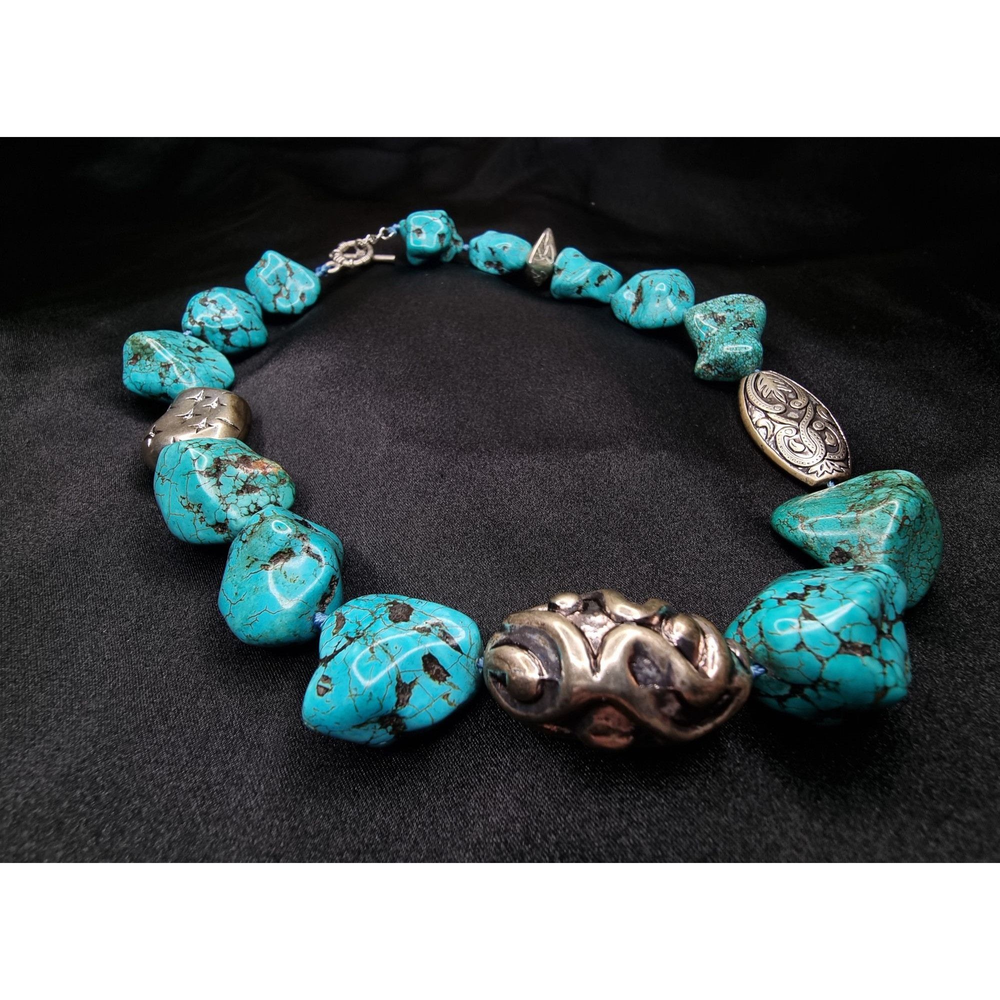 Vintage Chunky Turquoise & Silver Beaded Necklace With Toggle Clasp Size ONE SIZE - 2 Thumbnail