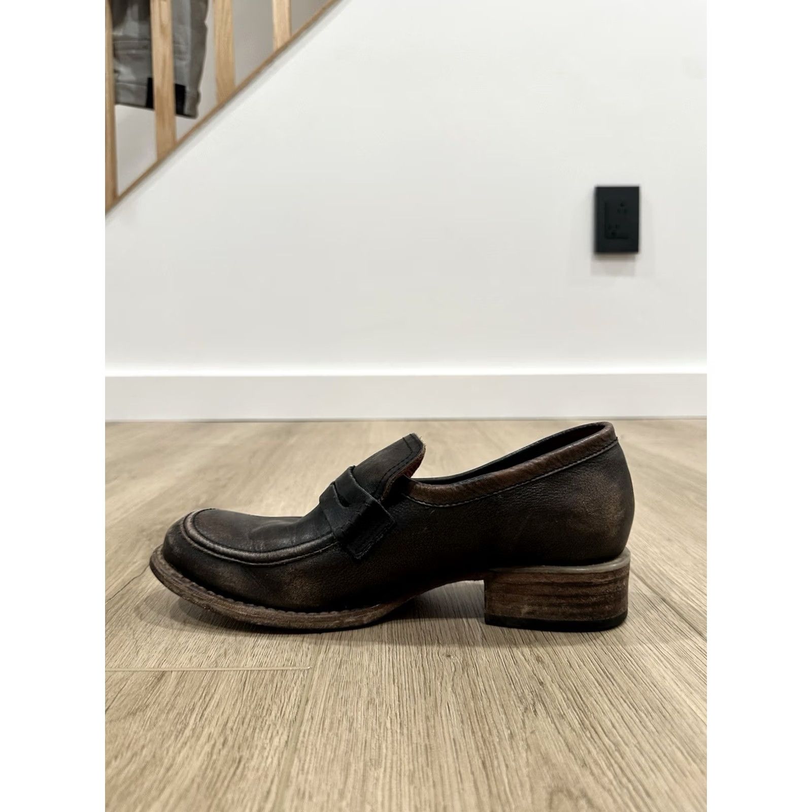 FREEBIRD Freebird By Steven Dark Brown Leather Slip-On Loafers Women’s Size 8 Shoes Casual Leather Upper Lining Insole Outsole Flat Size US 8 / IT 38 - 6 Thumbnail
