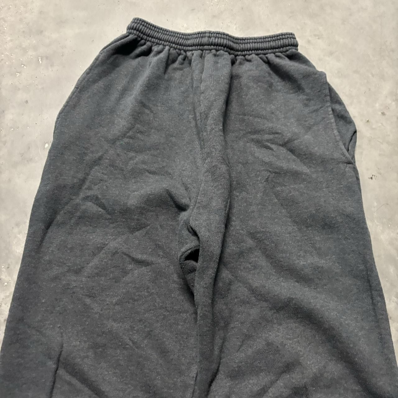 Japanese Brand × Vintage Crazy Vintage Y2K/2000s Dark Grey Essential Sweatpants! Size US 28 / EU 44 - 4 Thumbnail