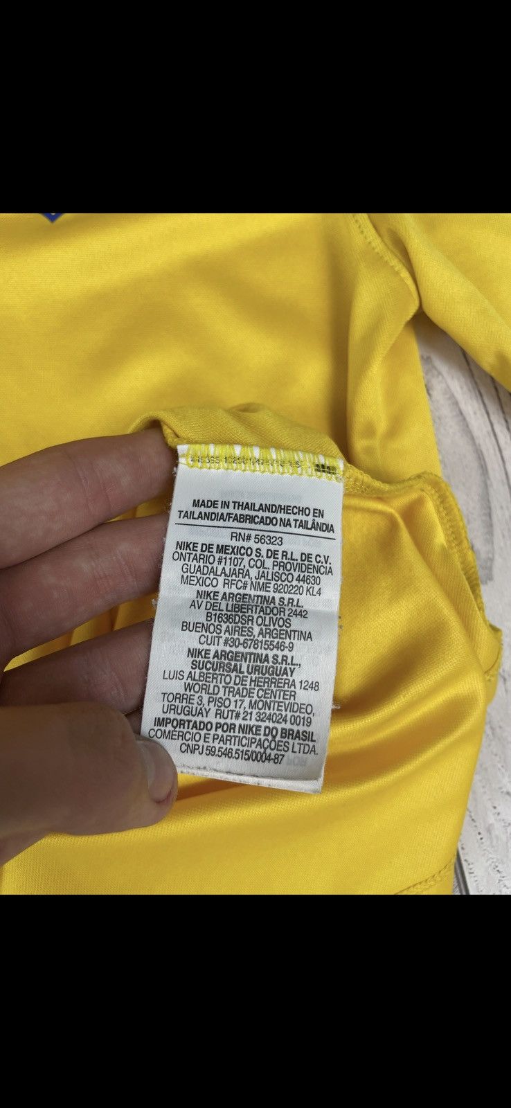 Nike Vintage nike Brazil soccer jersey size M Brasil yellow Size US M / EU 48-50 / 2 - 5 Thumbnail