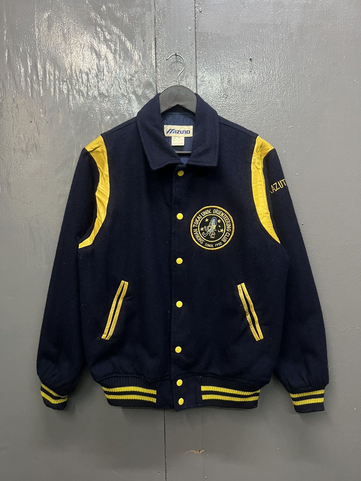 Mizuno × Vintage Vintage University Mizuno Wool Varsity Jacket Size US L / EU 52-54 / 3 - 1 Thumbnail