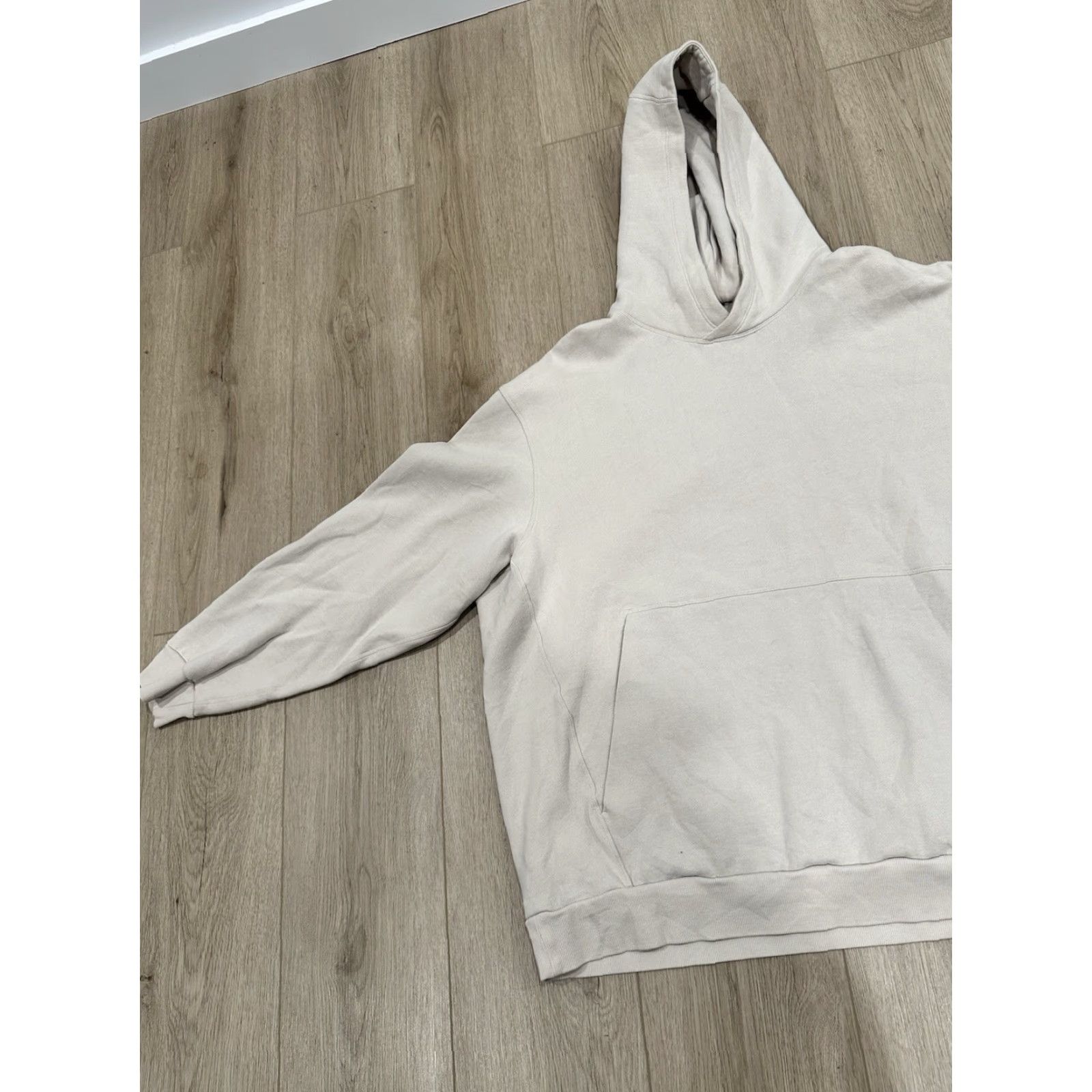 Lululemon VINTAGE Lululemon Men’s Beige Steady State Pullover Hoodie Sweatshirt 2XL Beige Mens Hoodie Pullover 2XL Size US XXL / EU 58 / 5 - 4 Thumbnail