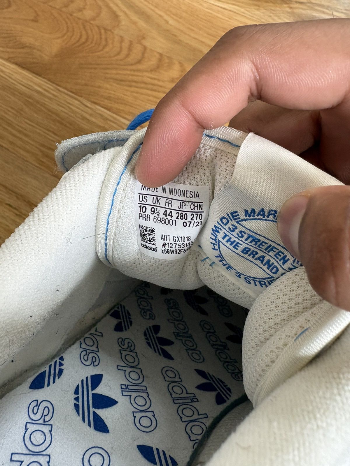 Adidas Size 10 - adidas Forum 84 Low Off White Blue Bird GX1018 Size US 10 / EU 43 - 9 Thumbnail
