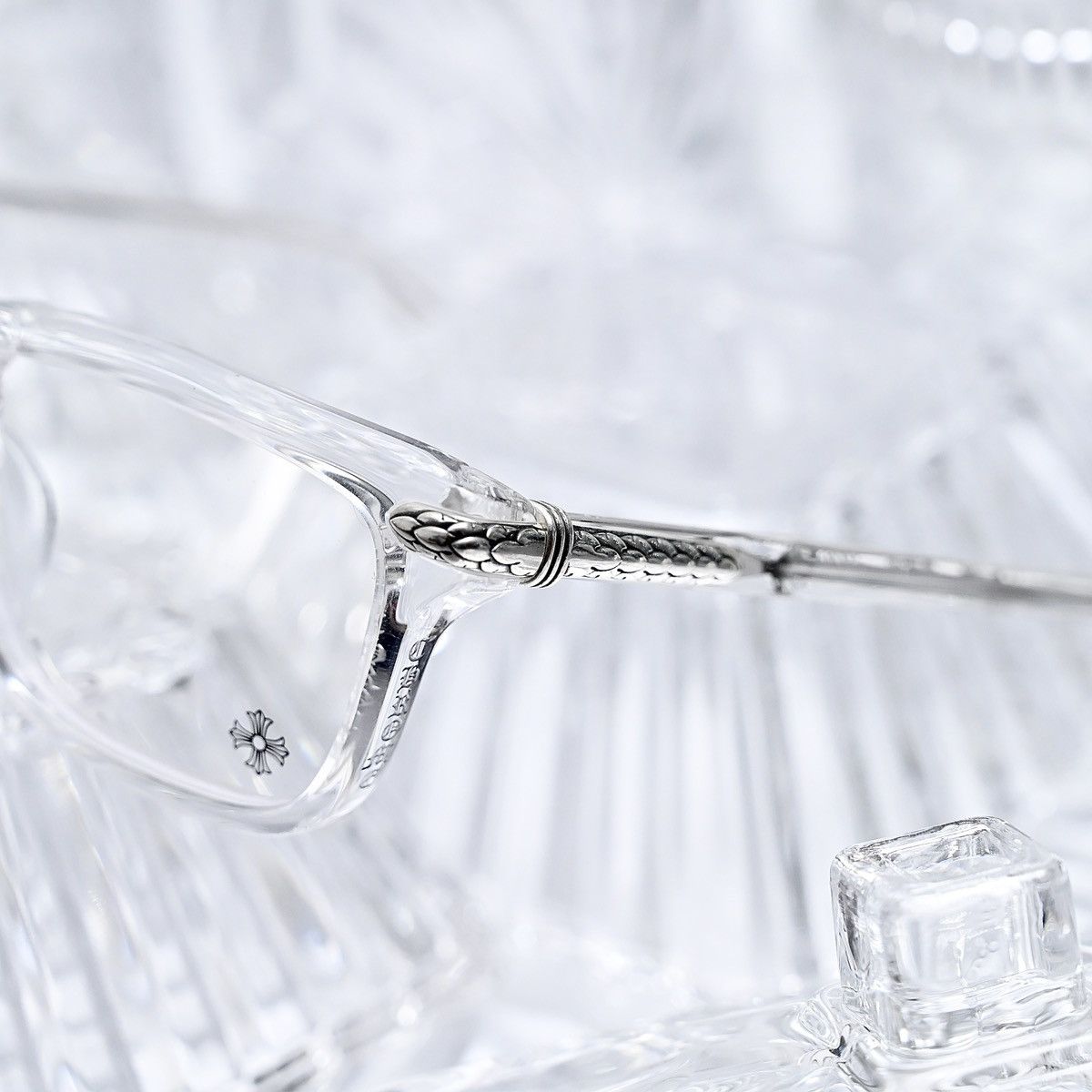 CHROME HEARTS LITTLE DINGER GLASSES