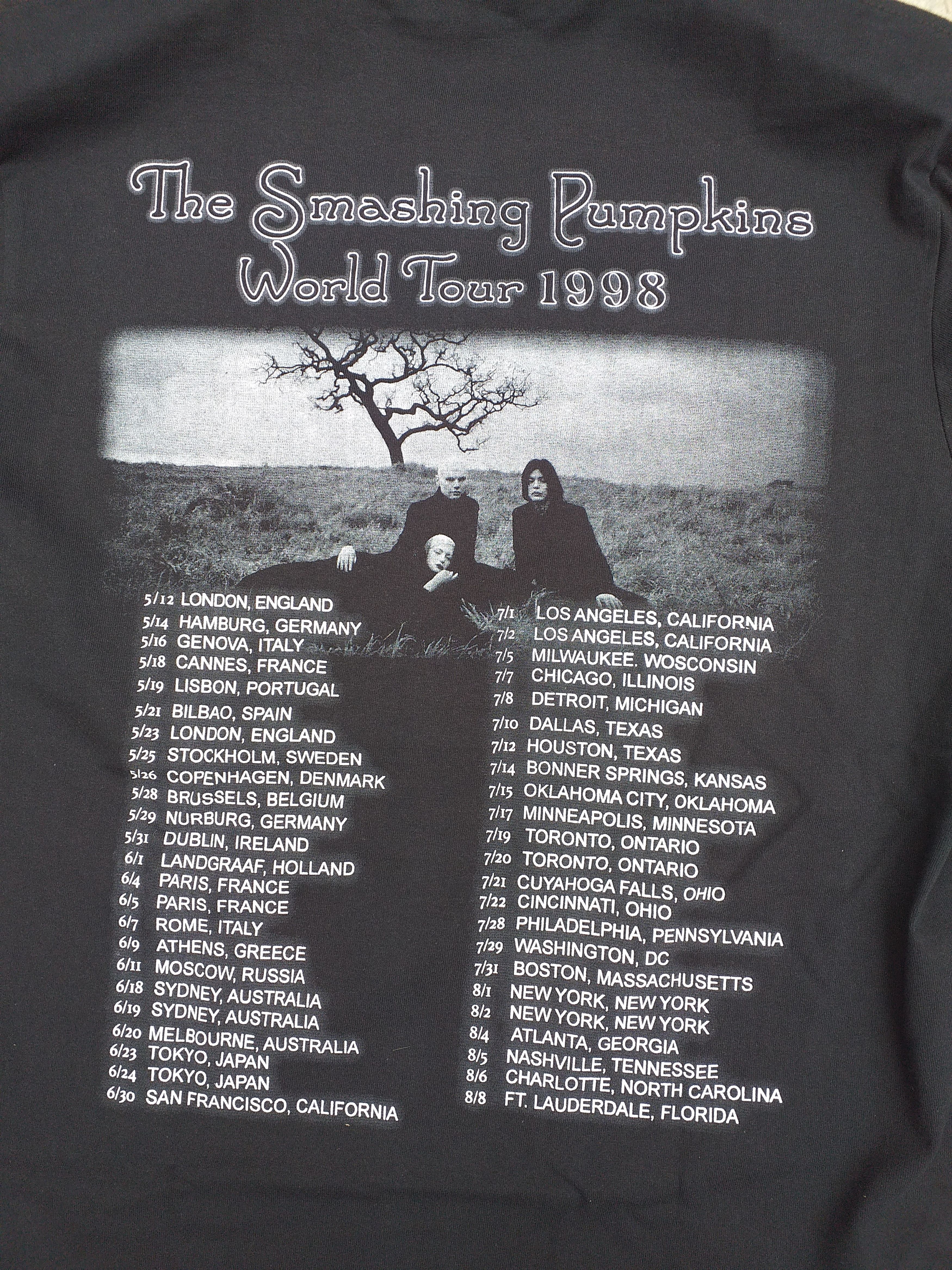 Band Tees Smashing pumpkins Adore Bootleg tour T shirt Size US L / EU 52-54 / 3 - 3 Thumbnail