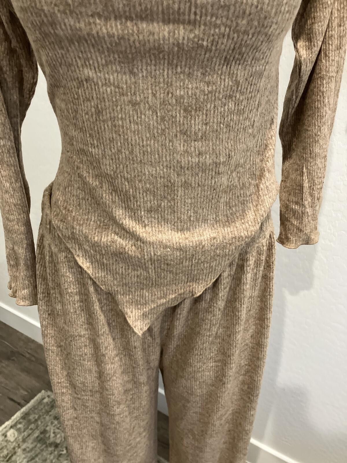 Other NIB Source Unknown Taupe Draped Knit Lounge Set Size ONE SIZE - 6 Thumbnail