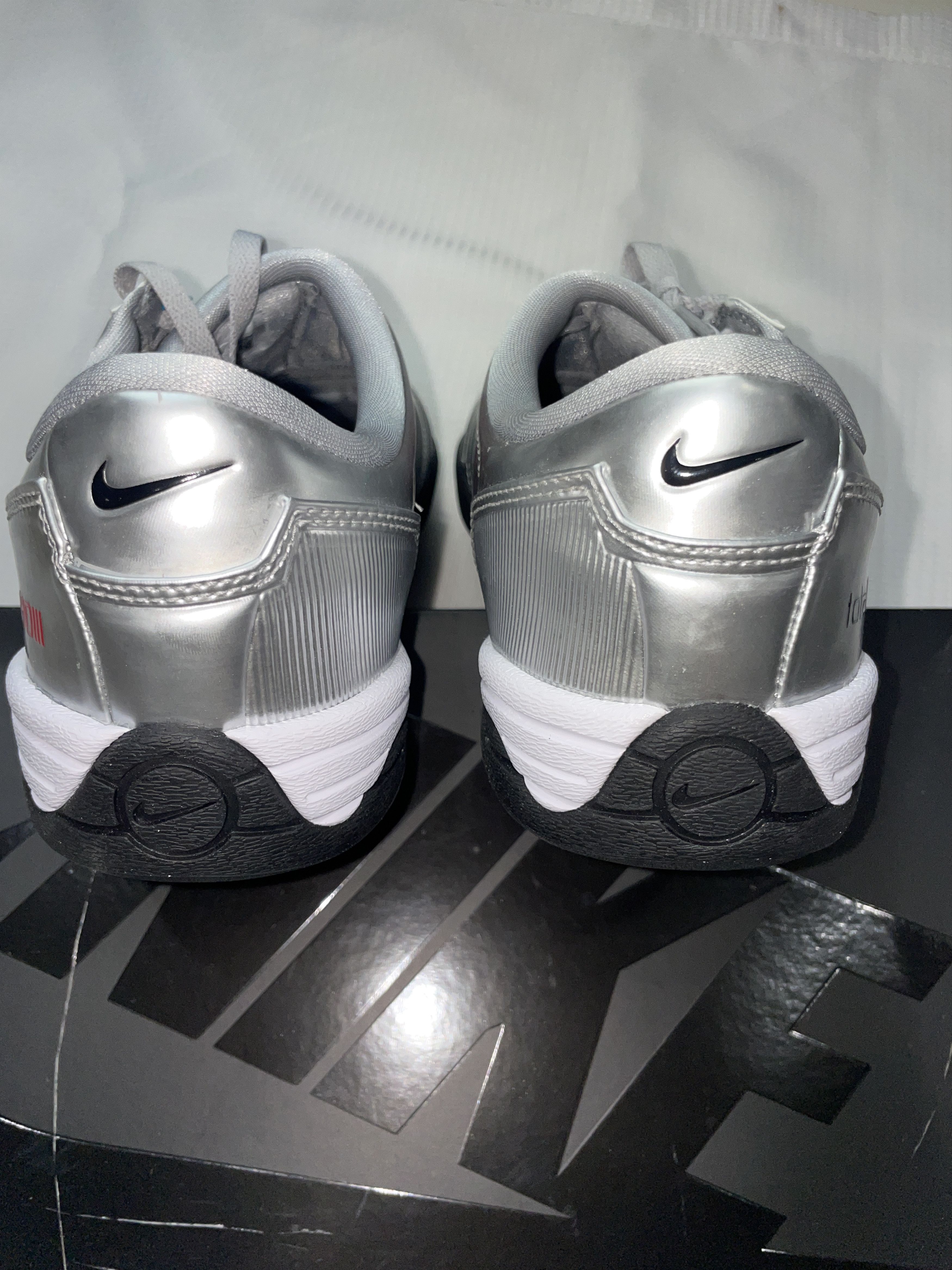 Nike Nike Total 90 3 SP Metallic Silver Red Size 11.5 Size US 11.5 / EU 44-45 - 5 Thumbnail