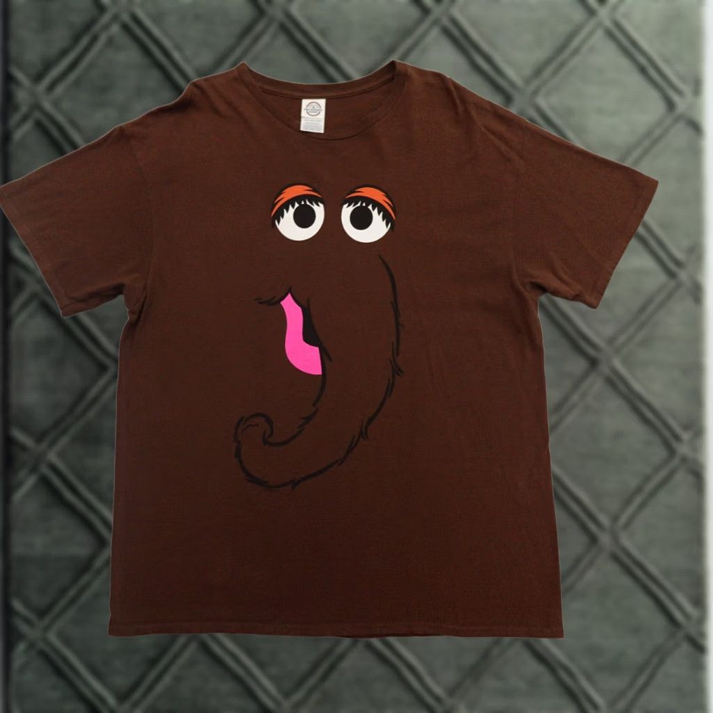 Delta VINTAGE Delta T-Shirt XL Brown Sesame Street Snuffleupagus Adult Men Short Sleeve Shirt Measured in Pictures Size US XL / EU 56 / 4 - 1 Thumbnail
