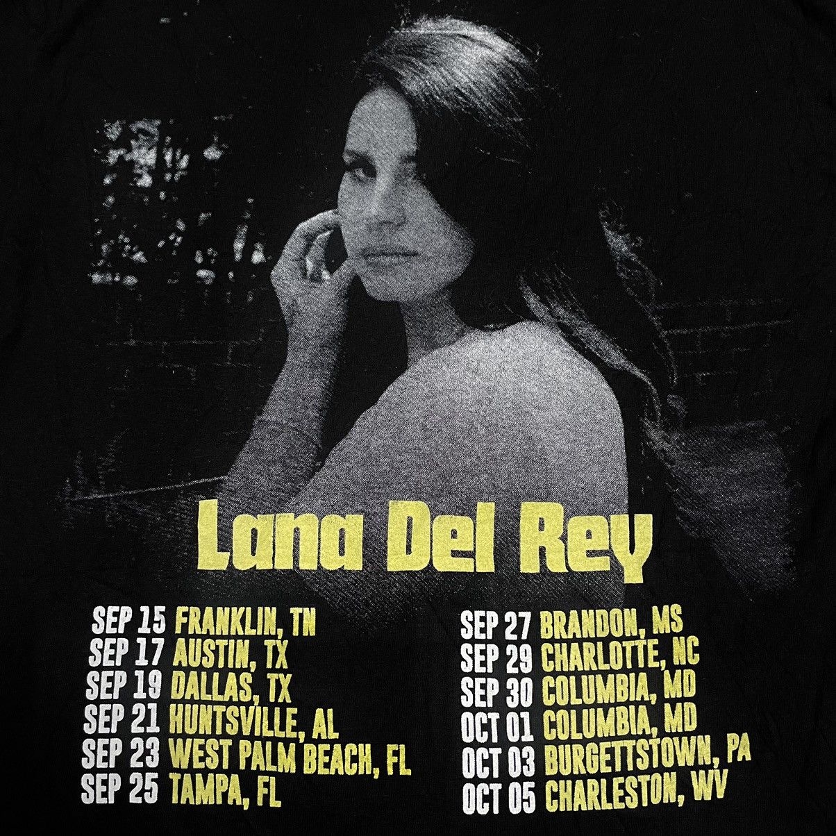Band Tees Lana Del Rey 2023 US Tour Concert Tee Double Sided Graphic Size US S / EU 44-46 / 1 - 11 Thumbnail