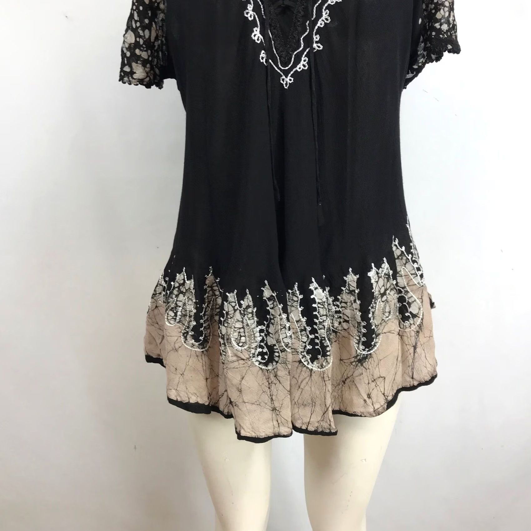 Vintage VINTAGE Sakkas Womens Black Lace Embroidered Batik Tunic Top Free Size Boho Lace-Up Shirt Womens XS? Size ONE SIZE - 3 Thumbnail