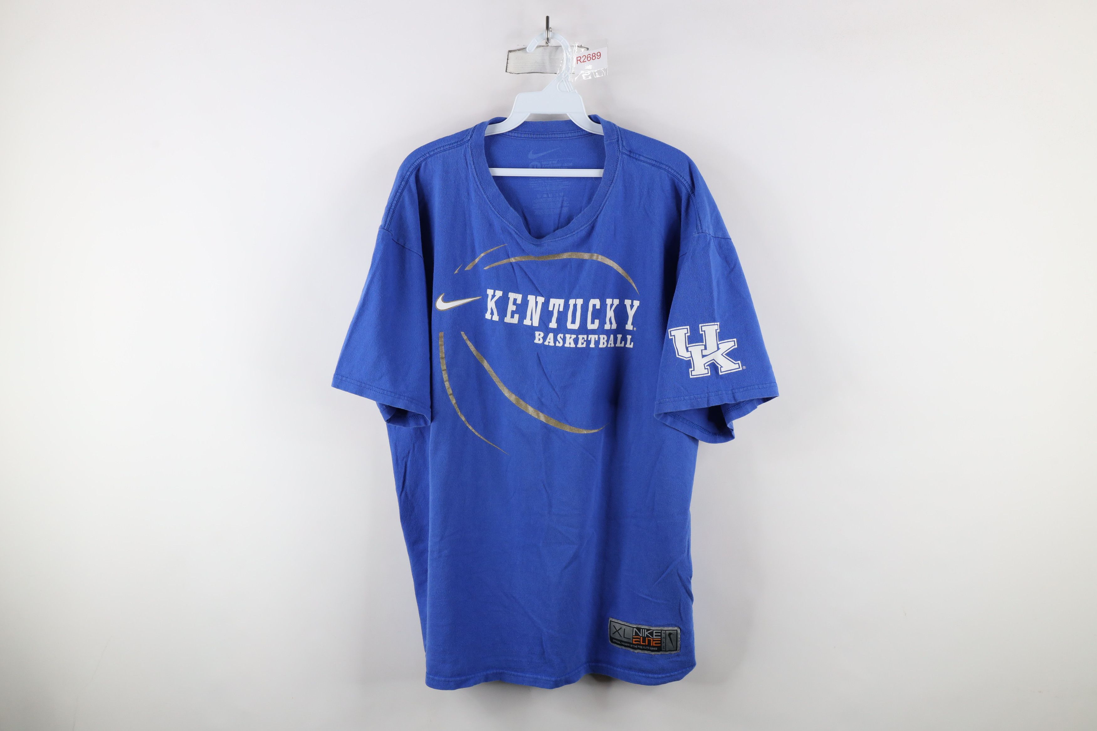 Nike × Vintage Vintage Nike Elite University of Kentucky Basketball T-Shirt Size US XL / EU 56 / 4 - 1 Thumbnail
