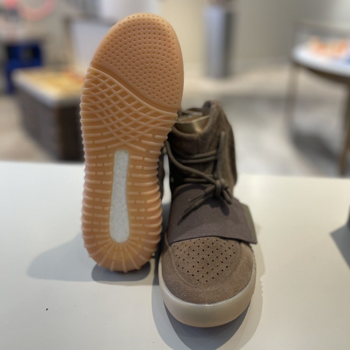 Adidas × Yeezy Adidas Yeezy Boost 750 Light Brown Gum (Chocolate) Size US 8 / EU 41 - 5 Thumbnail
