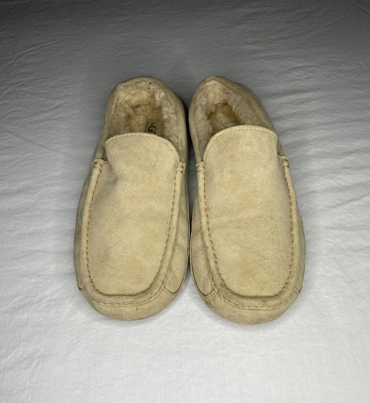 UGG‎ Slippers Mens SZ 10 Loafers Chester Brown Leather Slip On Shoes boho Casual UGG Slippers Men main image 2