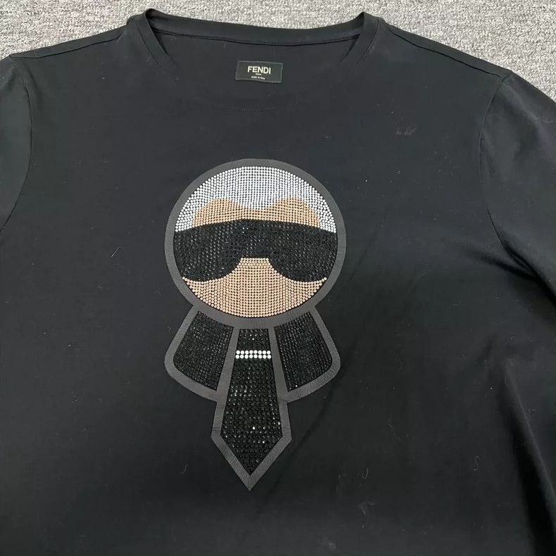 Fendi Fendi Logo Short Sleeve TShirt Size US M / EU 48-50 / 2 - 5 Thumbnail