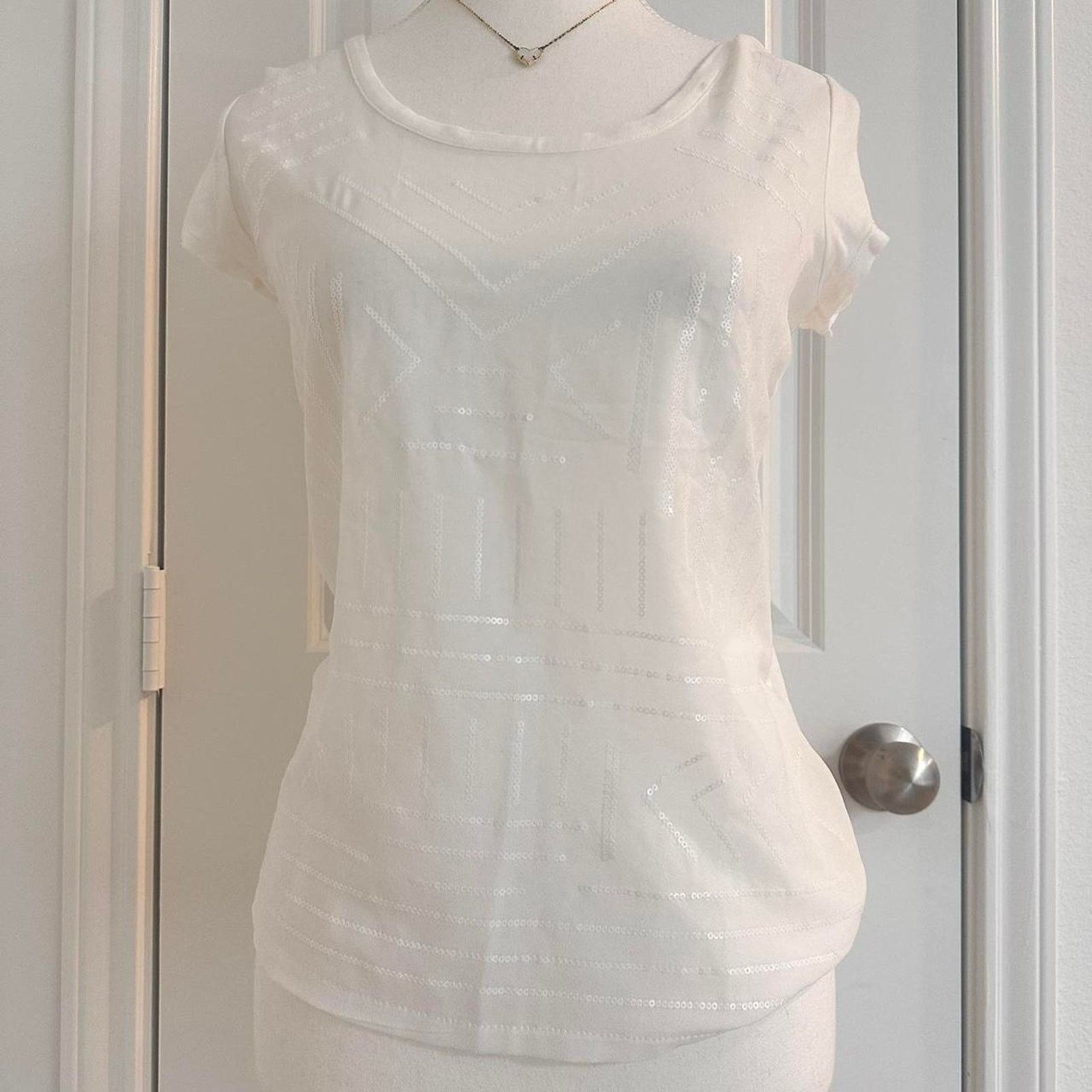 Aeropostale White Sequin Aeropostale Vintage Size Small Top Size US S / EU 44-46 / 1 - 5 Thumbnail