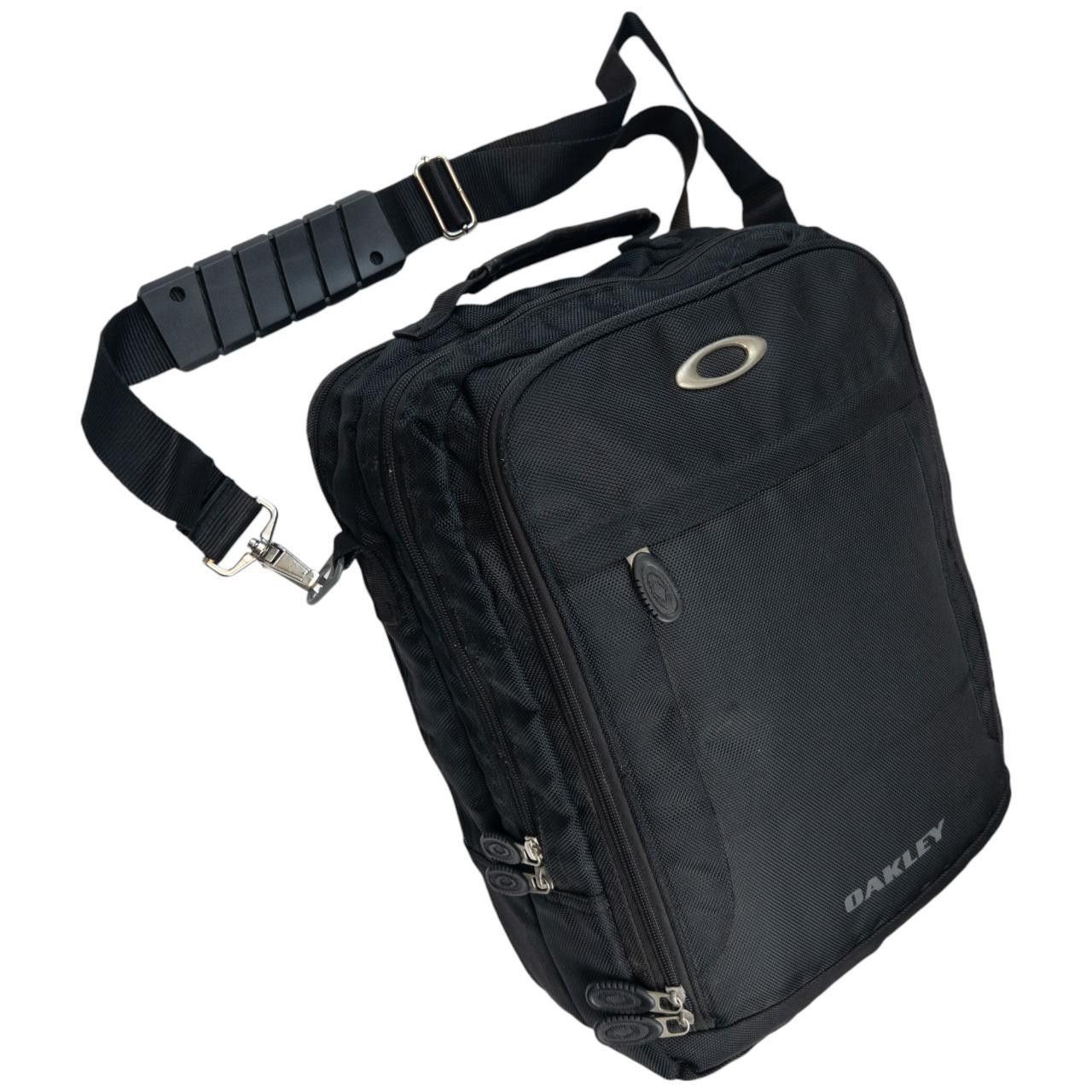 Oakley Vintage Oakley Crossbody Laptop Bag Size ONE SIZE - 1 Thumbnail
