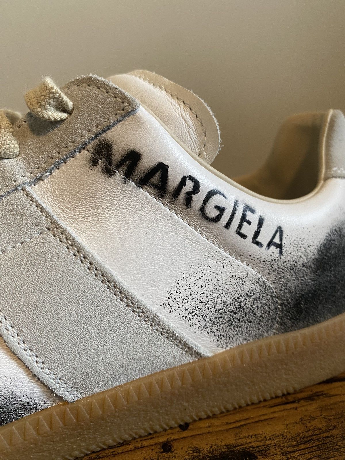 Maison Margiela END. x Maison Margiela 22 Replica 'Graffiti’ Size US 11 / EU 44 - 6 Thumbnail