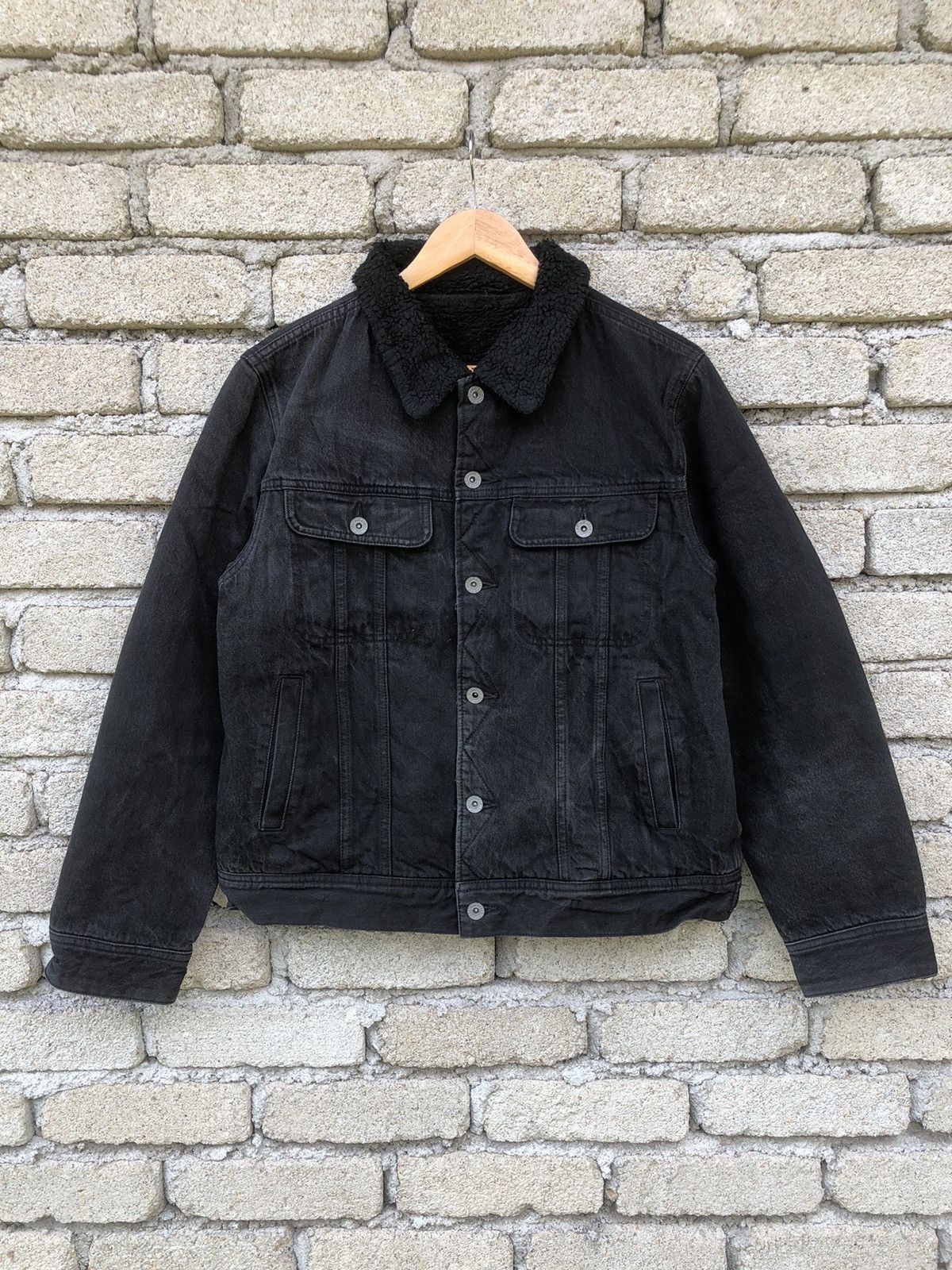 Vintage Vintage 90s Sunfaded Gu Jeans Sherpa Trucker Jeans Jacket Size US L / EU 52-54 / 3 - 1 Thumbnail
