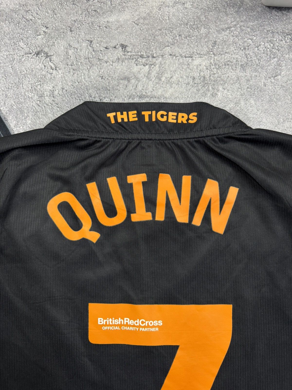 Sports Specialties SEAN QUINN #7 Hull City AFC 23/24 Match Issue Home Football Size US S / EU 44-46 / 1 - 17 Thumbnail
