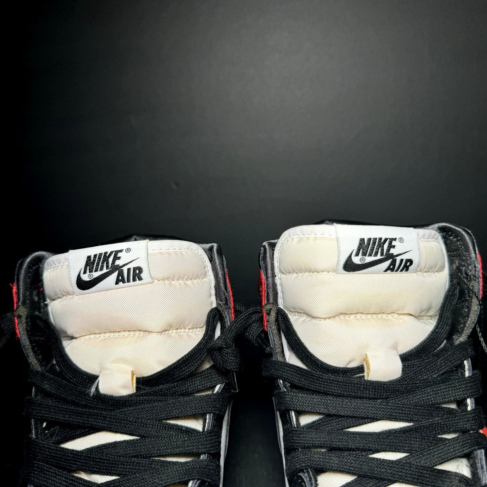 Jordan Brand × Nike Wmns Nike Air Jordan 1 Retro High Satin Black Toe - Size 8 Size US 8 / IT 38 - 5 Thumbnail